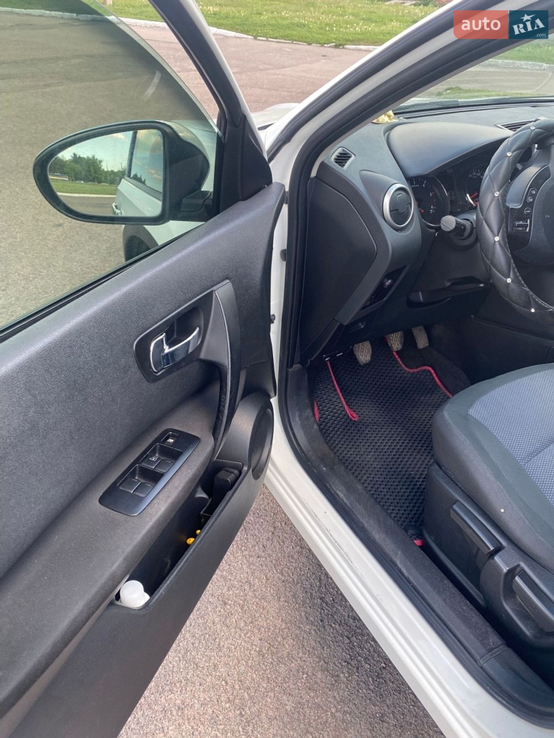 Nissan Qashqai 2012 VIN SJNFCAJ10U2537930 фото оголошення 10 з 29