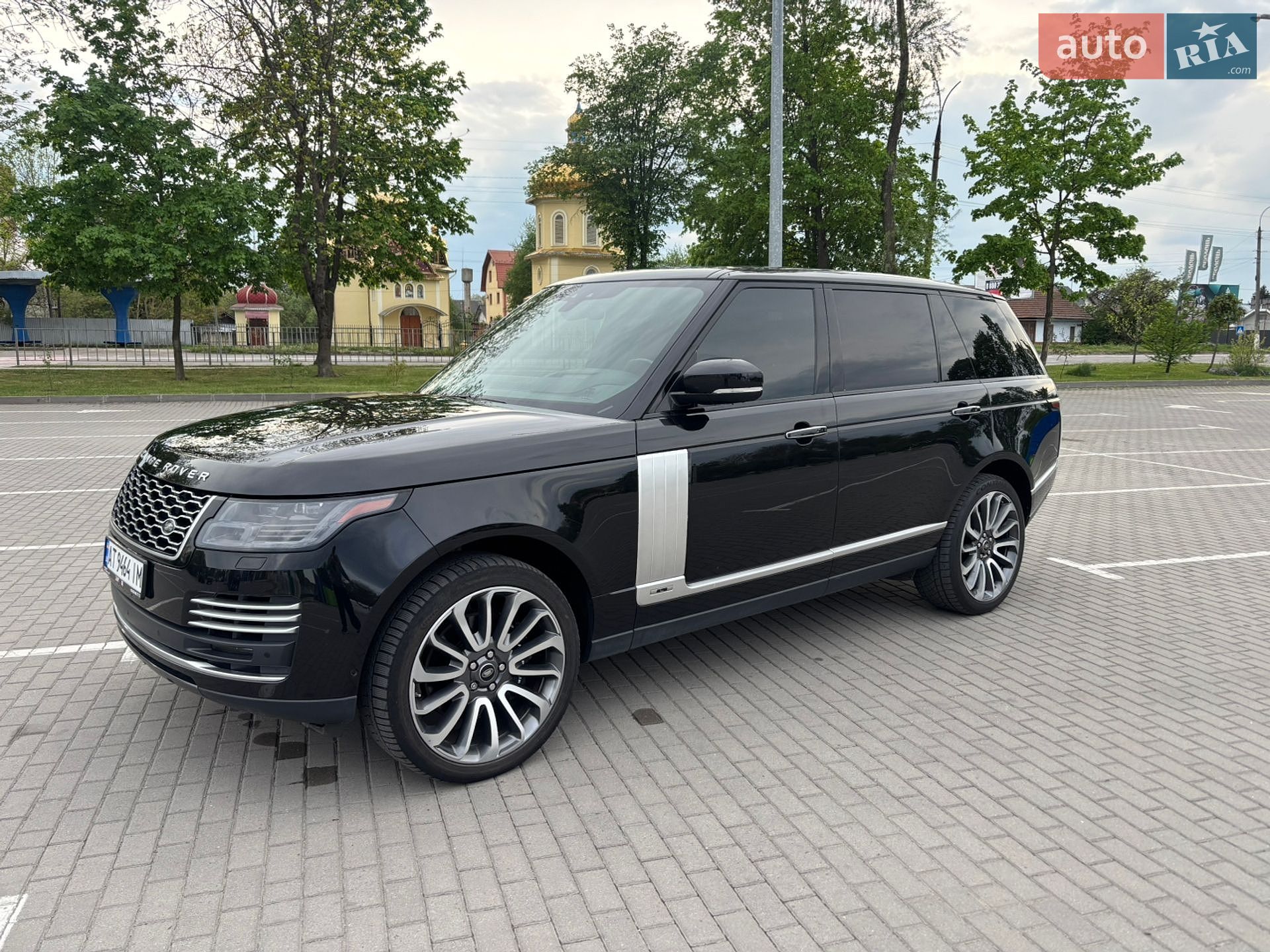 Land Rover Range Rover 2019 VIN SALGV5SE0LA579598 фото оголошення 10 з 60