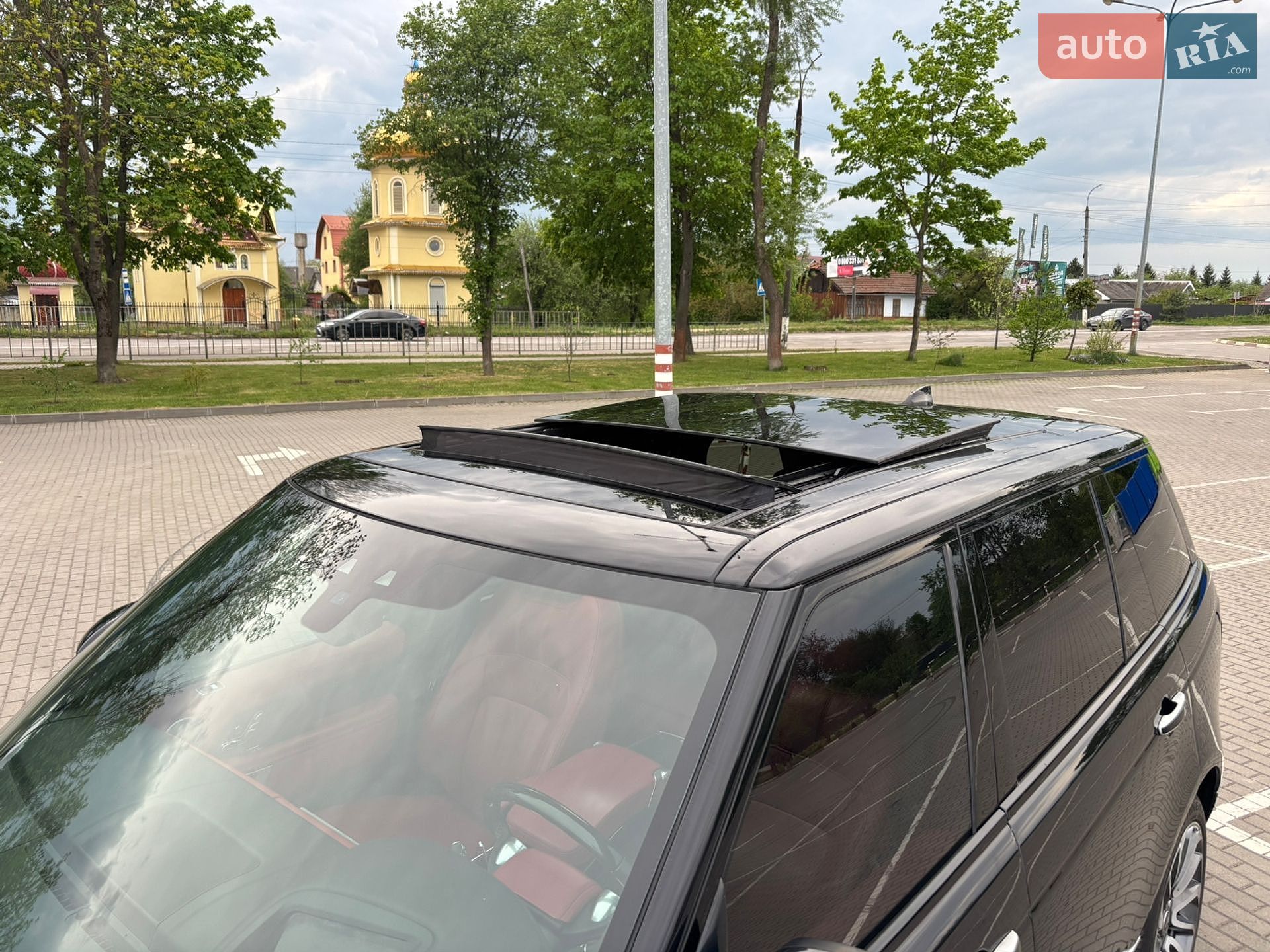 Land Rover Range Rover 2019 VIN SALGV5SE0LA579598 фото оголошення 24 з 60