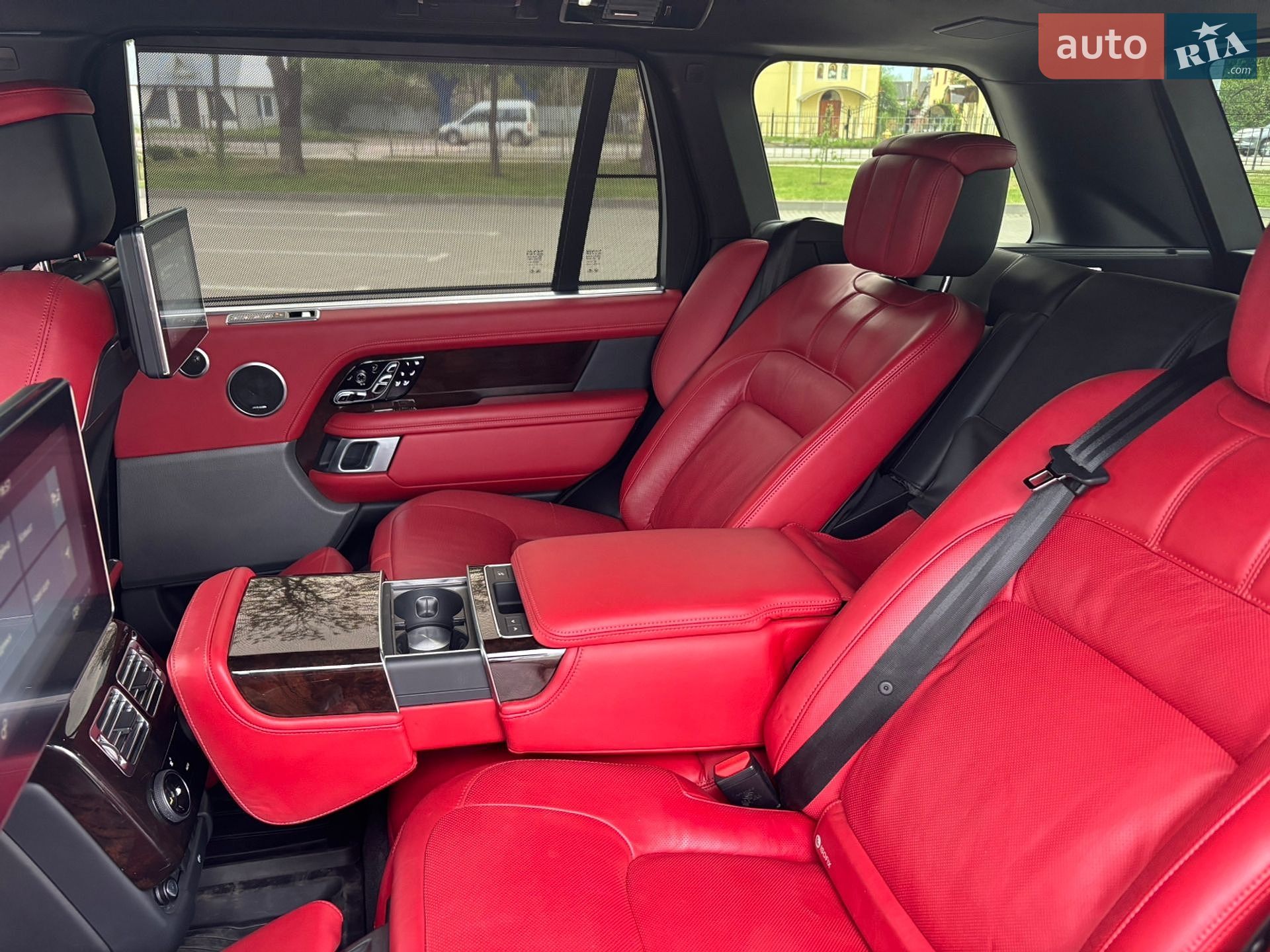 Land Rover Range Rover 2019 VIN SALGV5SE0LA579598 фото оголошення 41 з 60