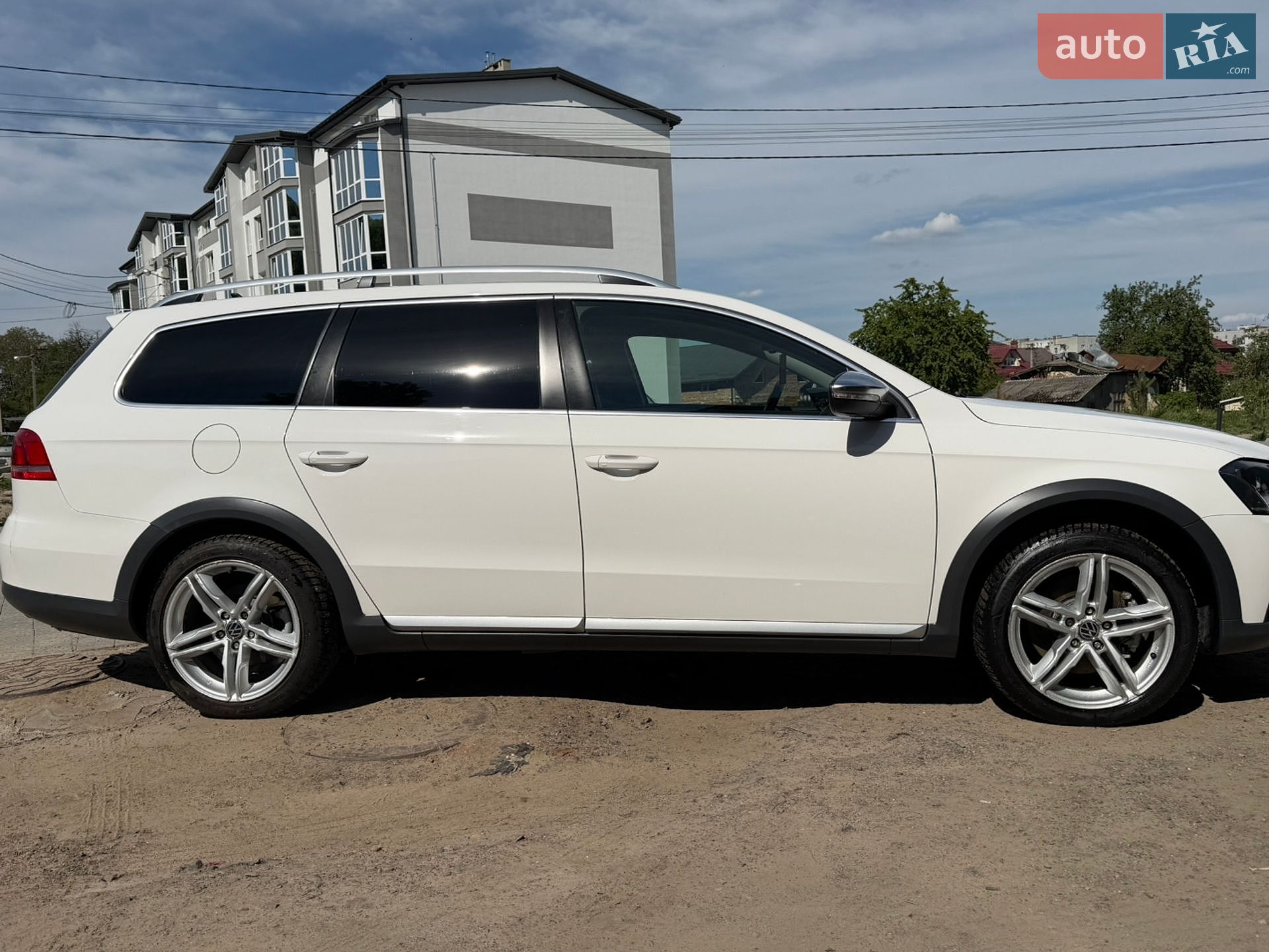 Volkswagen Passat 2014 VIN WVWZZZ3CZFE025857 фото оголошення 6 з 17