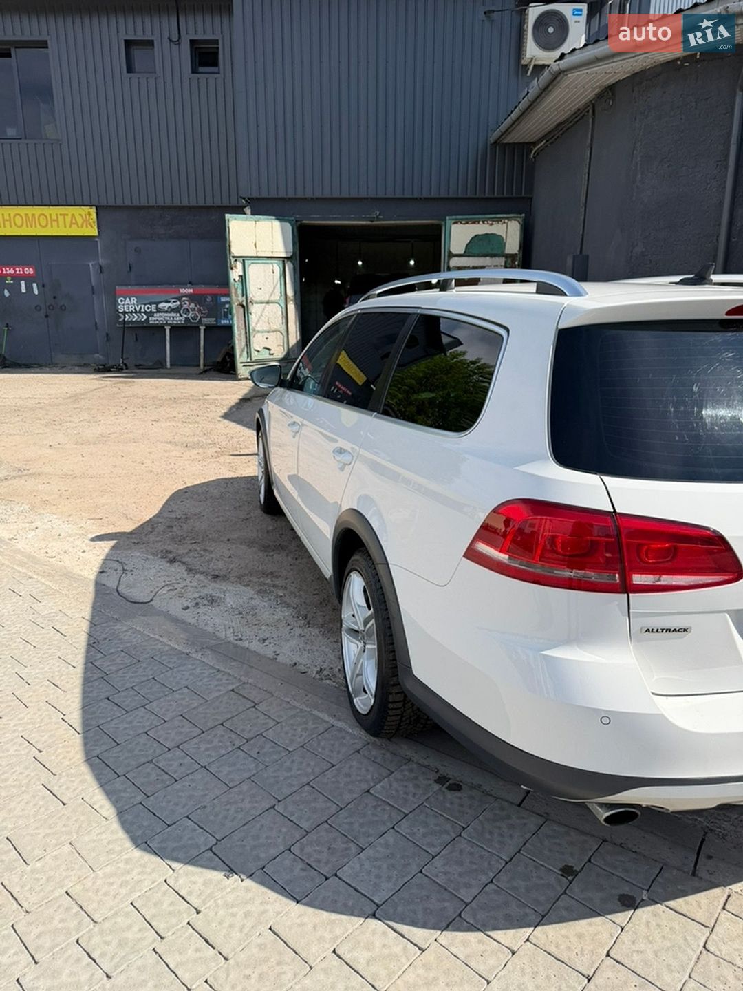 Volkswagen Passat 2014 VIN WVWZZZ3CZFE025857 фото оголошення 12 з 17