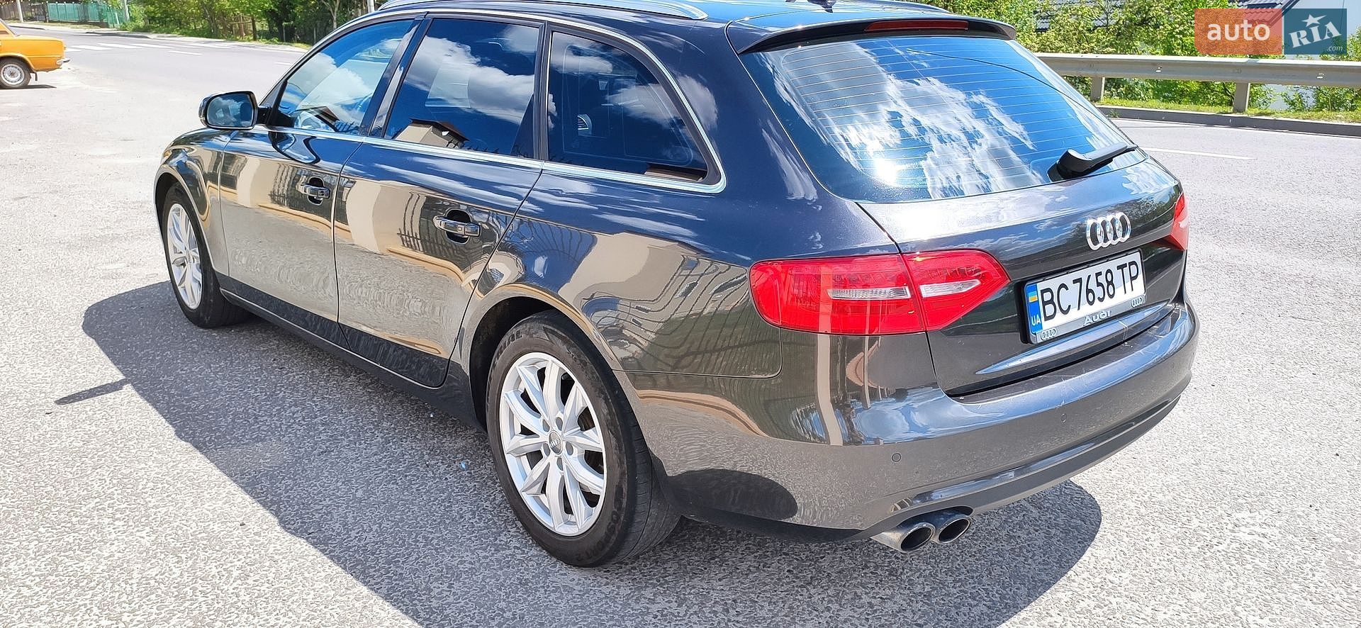 Audi A4 2014 VIN WAUZZZ8K0EA127675 фото оголошення 12 з 19