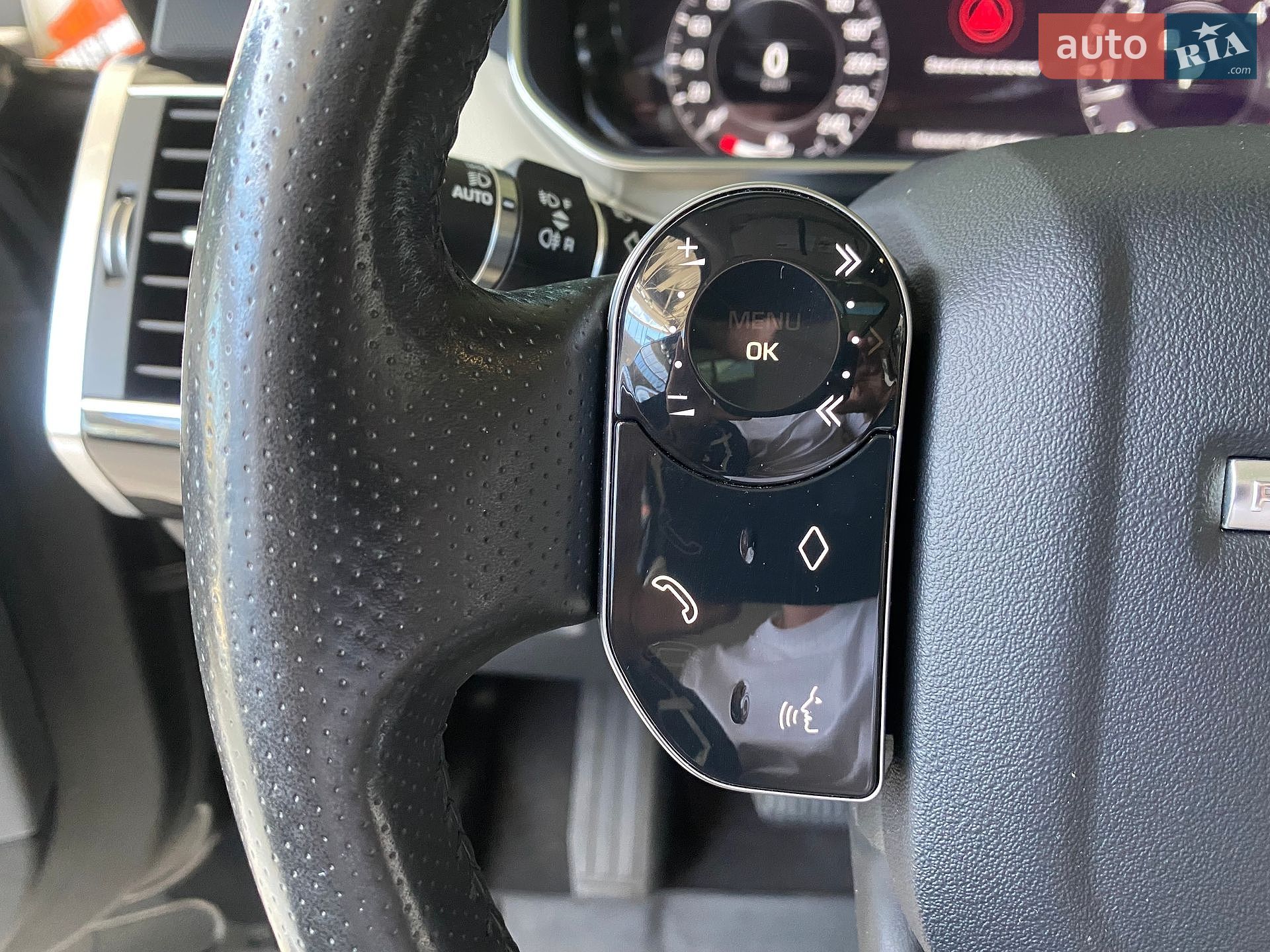 Land Rover Range Rover Sport 2019 VIN SALWR2RK7KA872889 фото оголошення 21 з 42