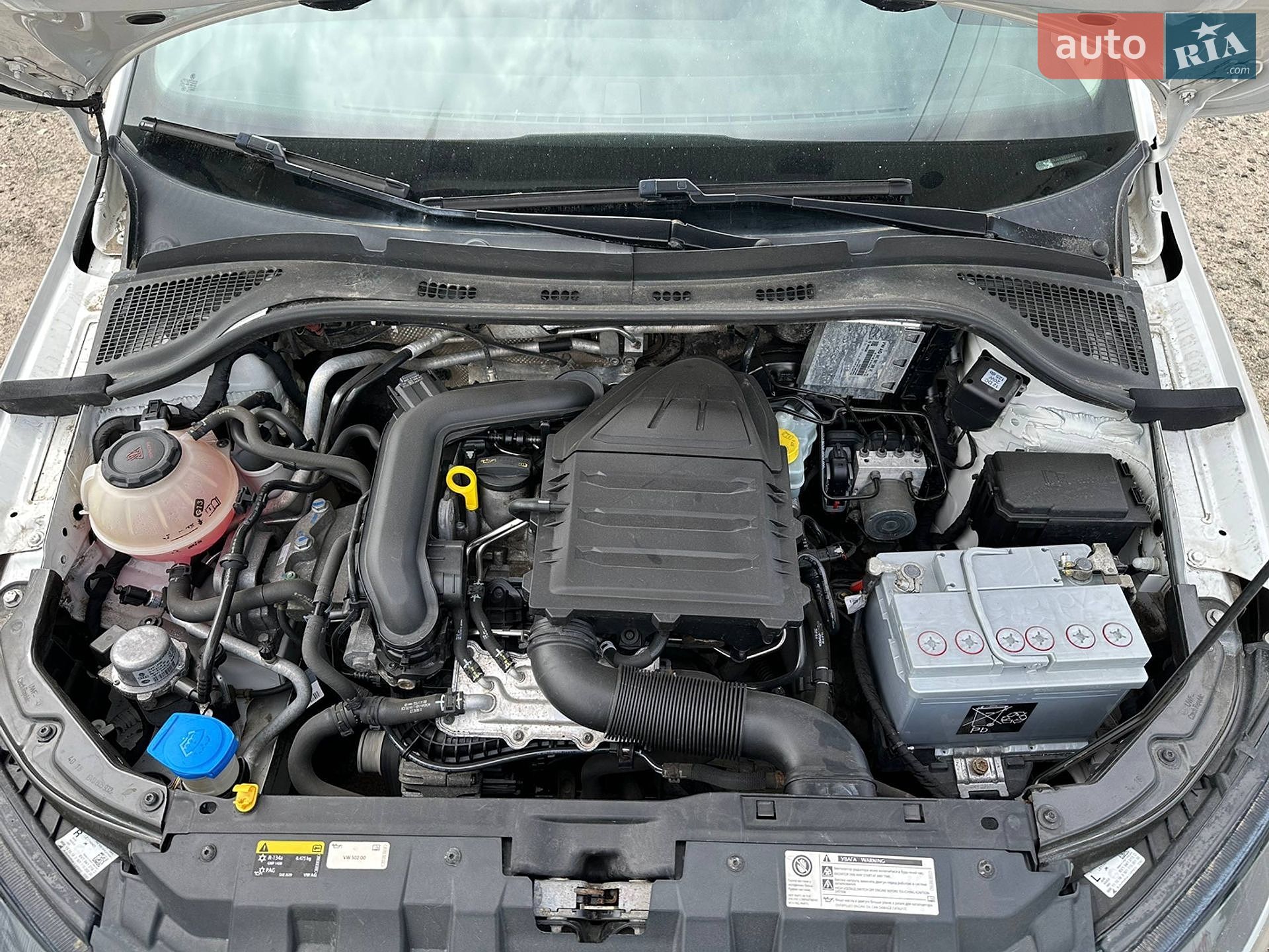Skoda Fabia 2018 VIN TMBEP2NJ4KB500104 фото оголошення 7 з 17