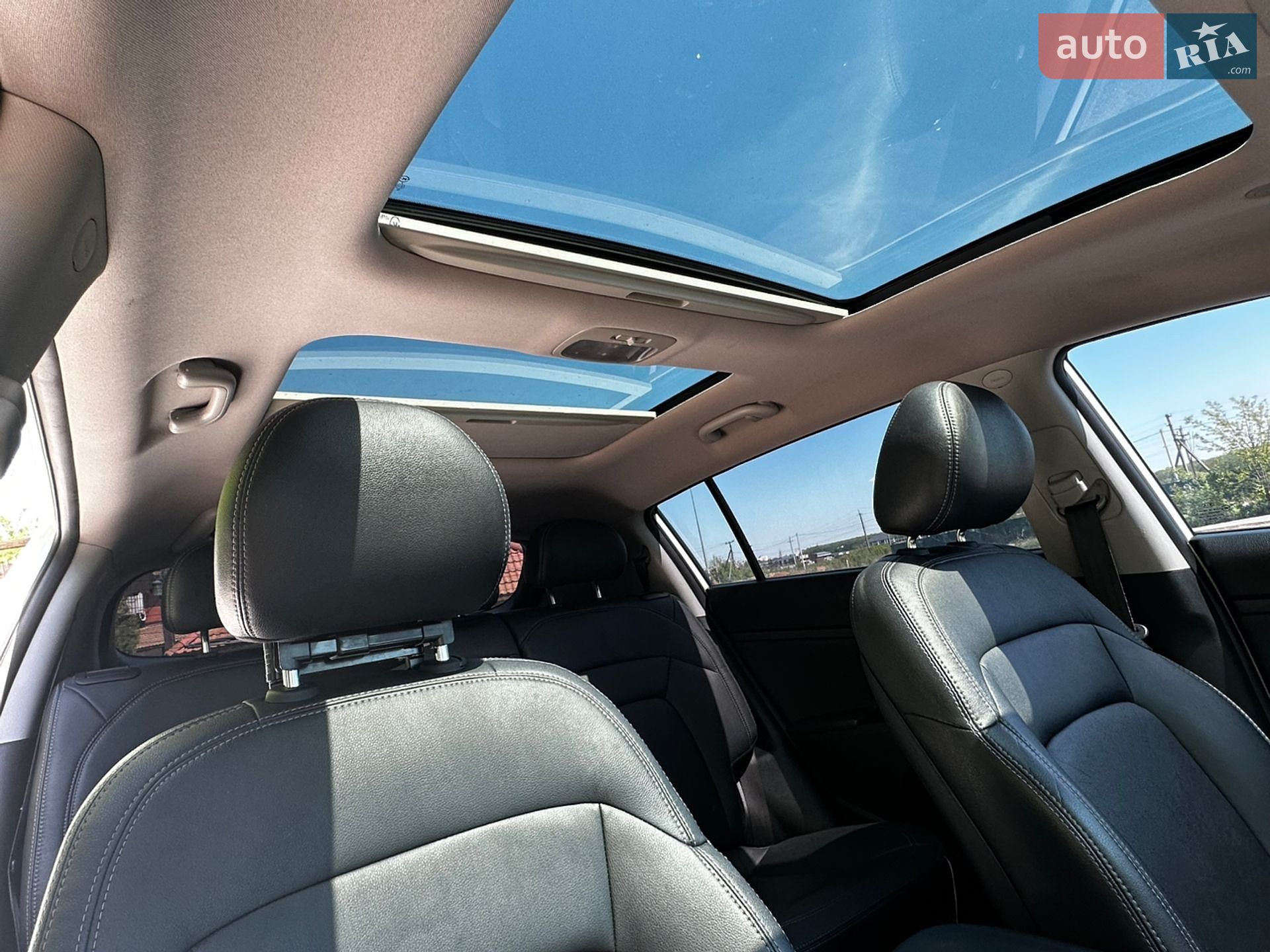 Kia Sportage 2012 VIN KNAPB813BCK360305 фото оголошення 11 з 40