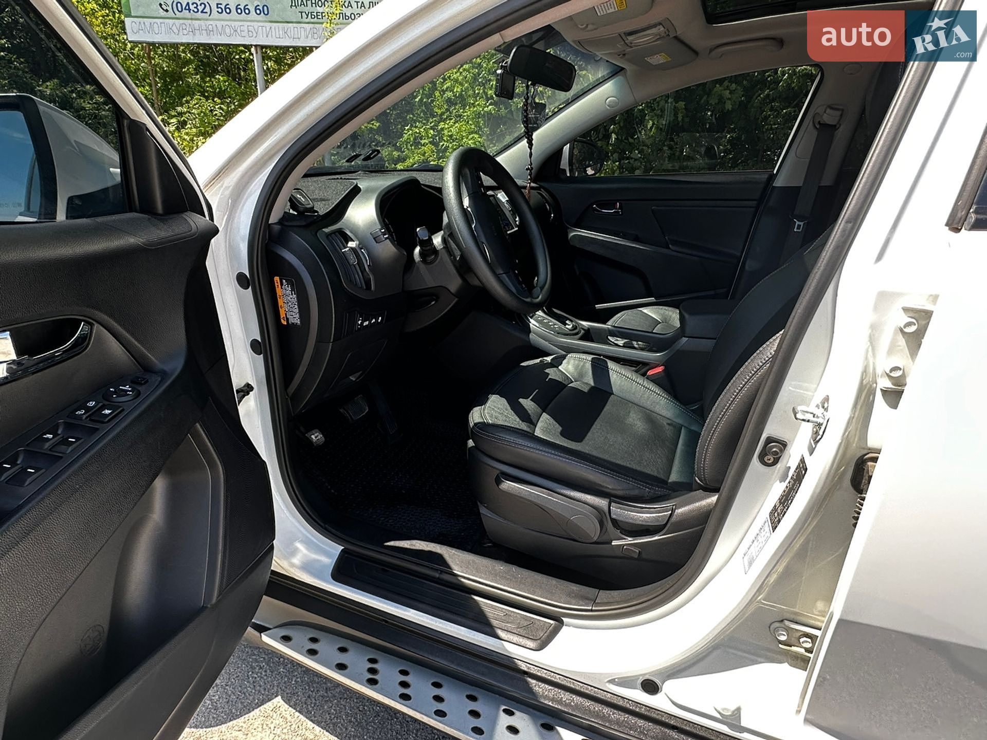 Kia Sportage 2012 VIN KNAPB813BCK360305 фото оголошення 14 з 40