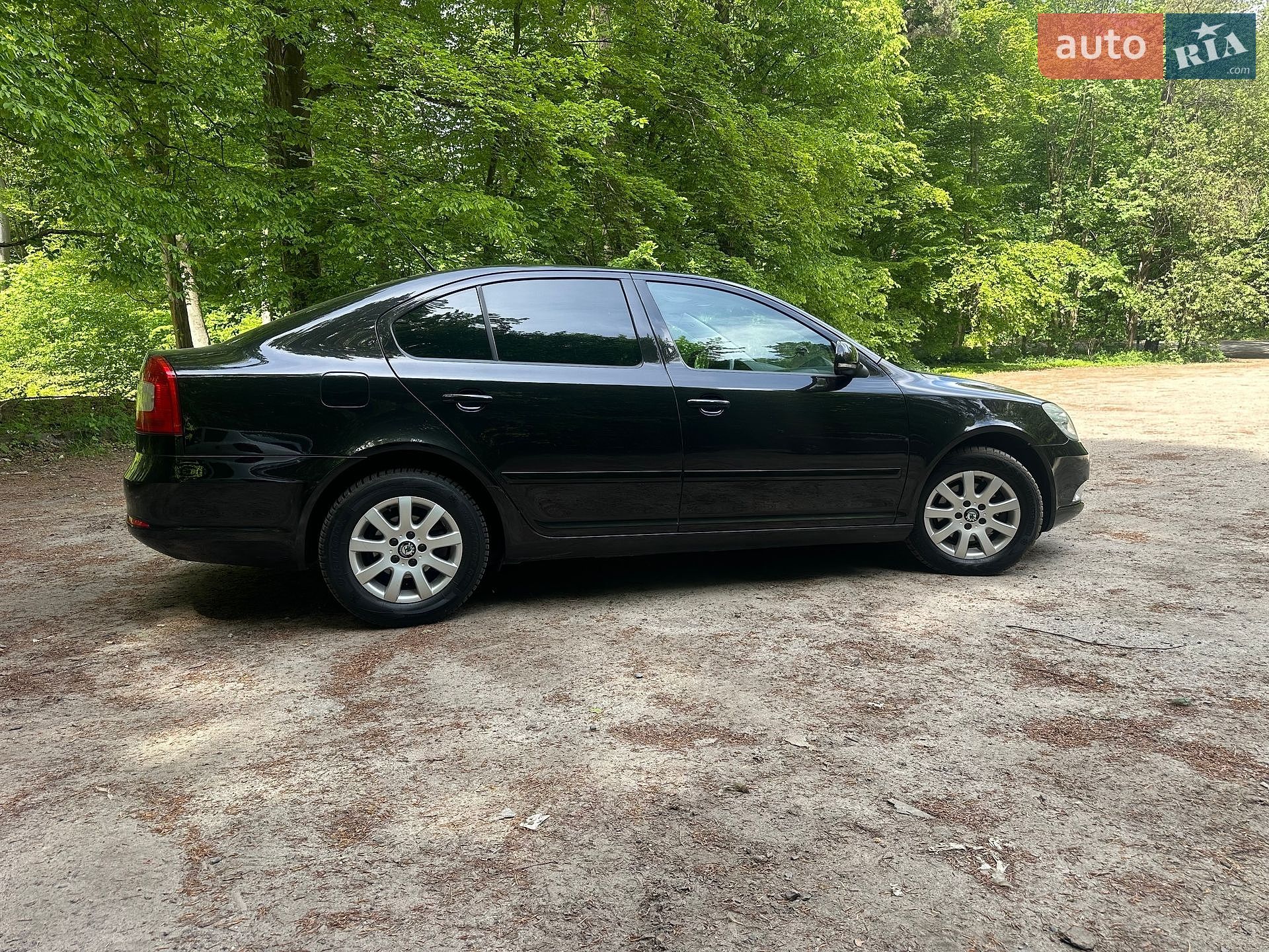 Skoda Octavia 2009 VIN TMBCJ61Z79C008733 фото оголошення 4 з 12