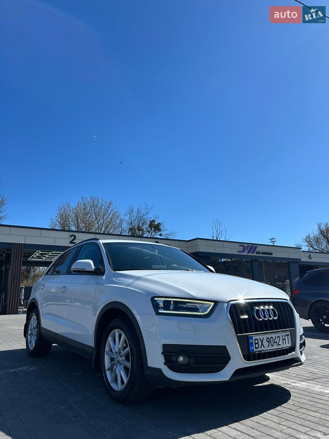 Audi Q3 2012 VIN WAUZZZ8U7DR021743 фото оголошення 4 з 18