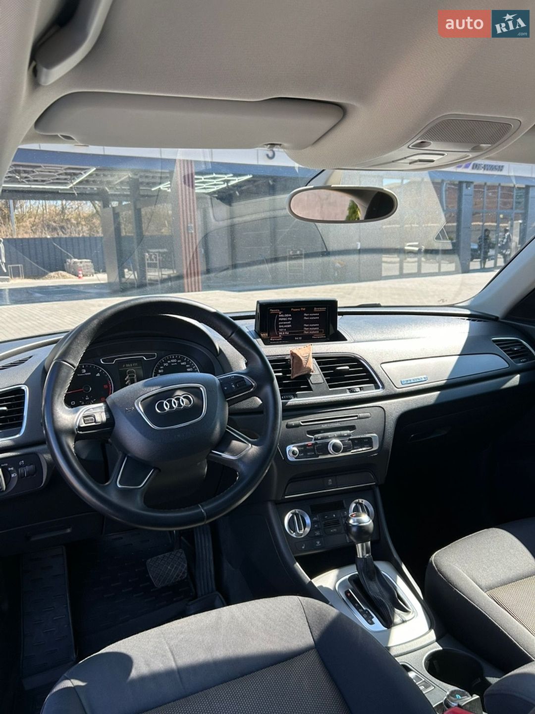 Audi Q3 2012 VIN WAUZZZ8U7DR021743 фото оголошення 13 з 18