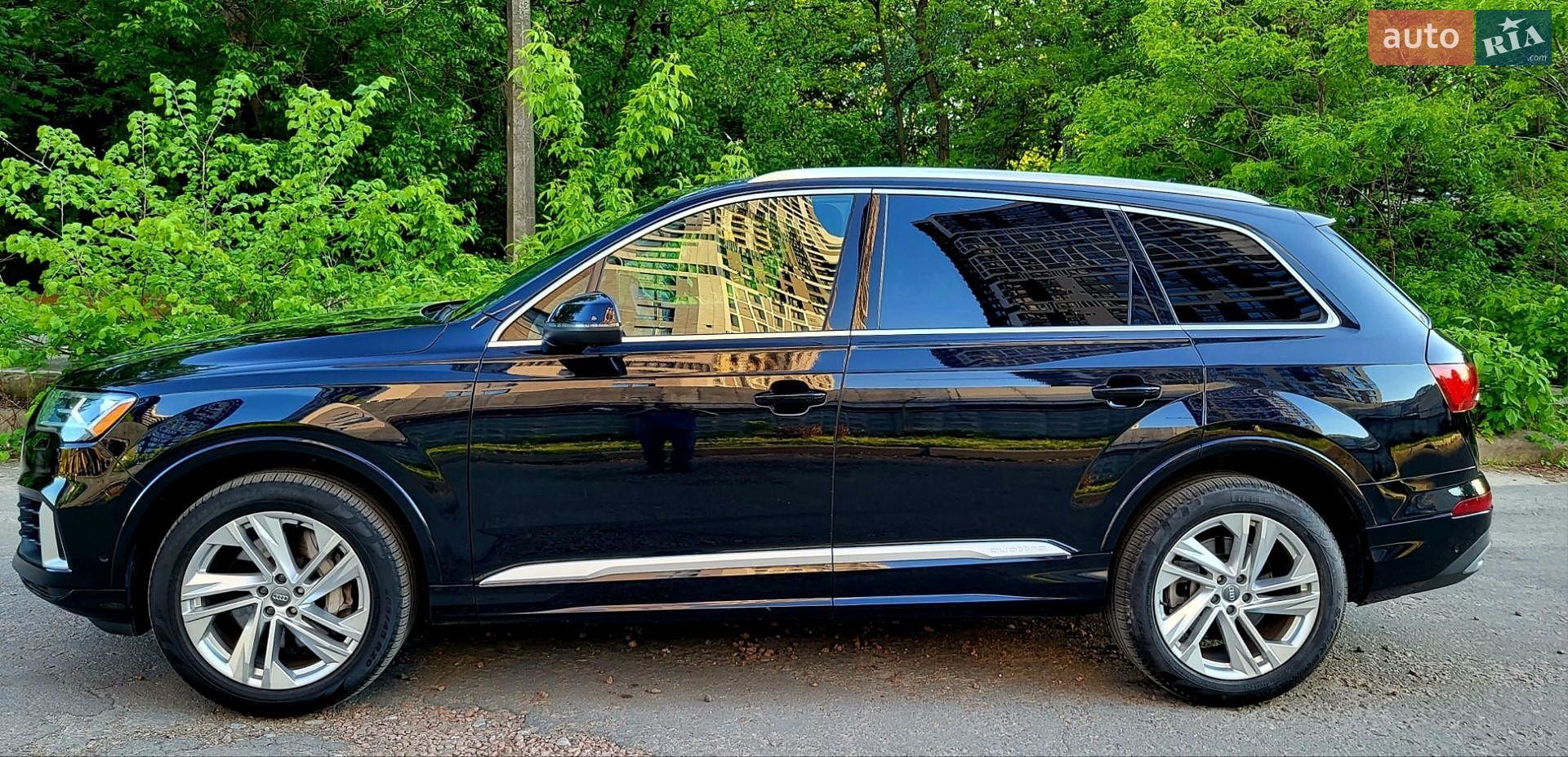 Audi Q7 2020 VIN WA1AXAF70MD010336 фото оголошення 2 з 59