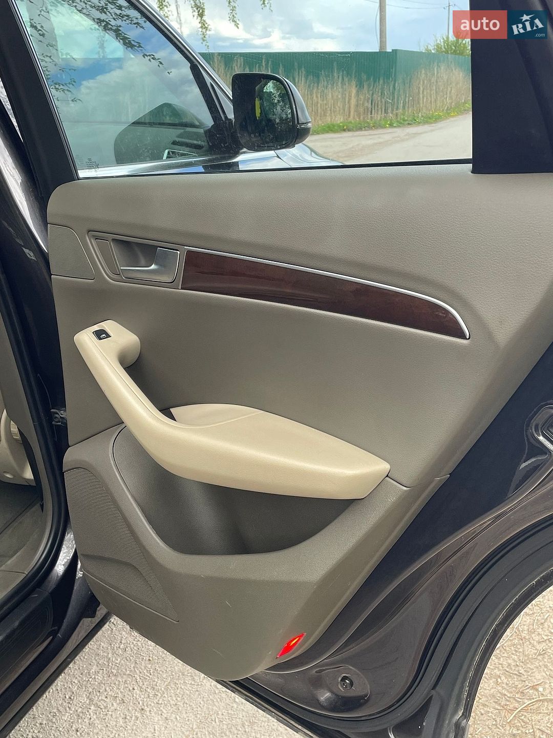 Audi Q5 2011 VIN WAUZZZ8R5BA099736 фото оголошення 18 з 20