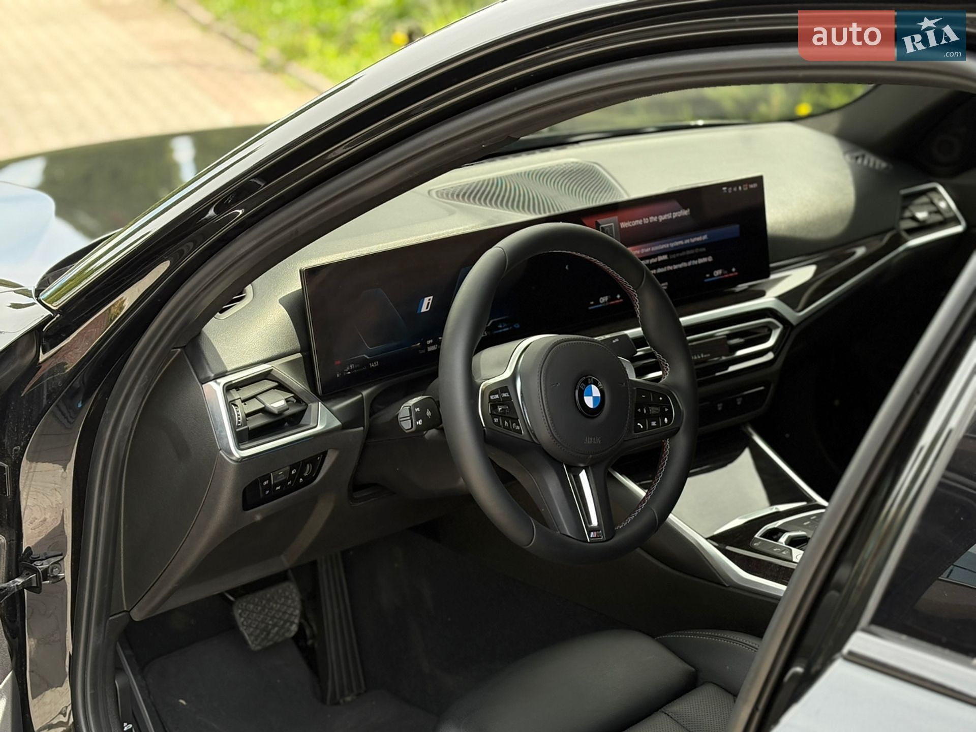 BMW 3 Series 2022 VIN 3MW39FF06P8D04508 фото оголошення 34 з 45