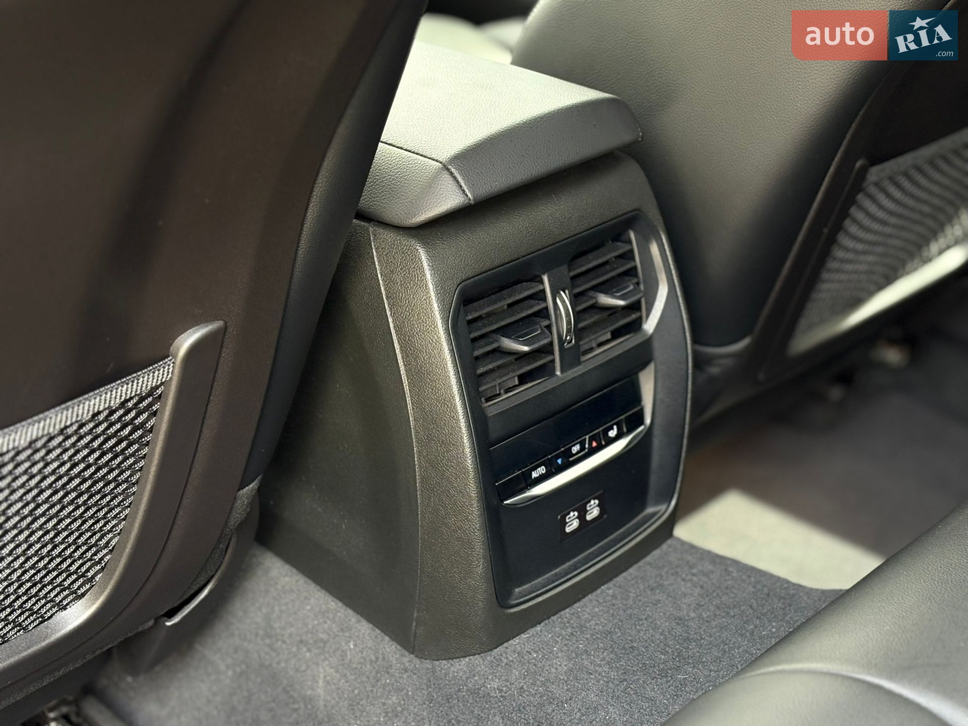 BMW 3 Series 2022 VIN 3MW39FF06P8D04508 фото оголошення 36 з 45