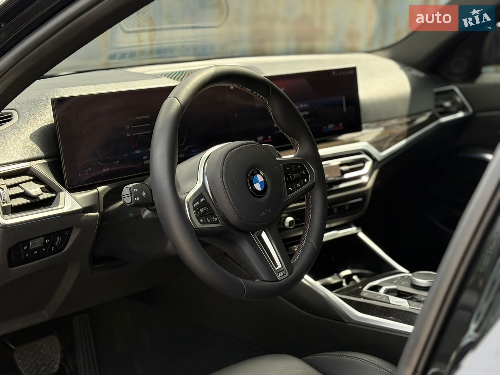 BMW 3 Series 2022 VIN 3MW39FF06P8D04508 фото оголошення 44 з 45