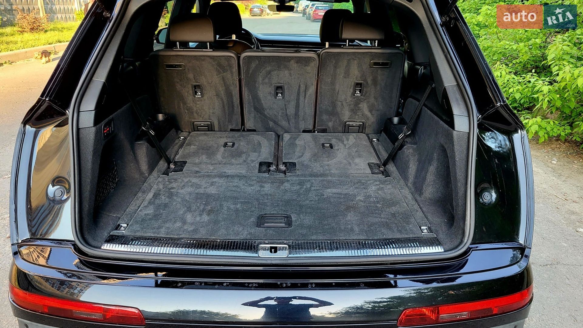 Audi Q7 2020 VIN WA1AXAF70MD010336 фото оголошення 17 з 59