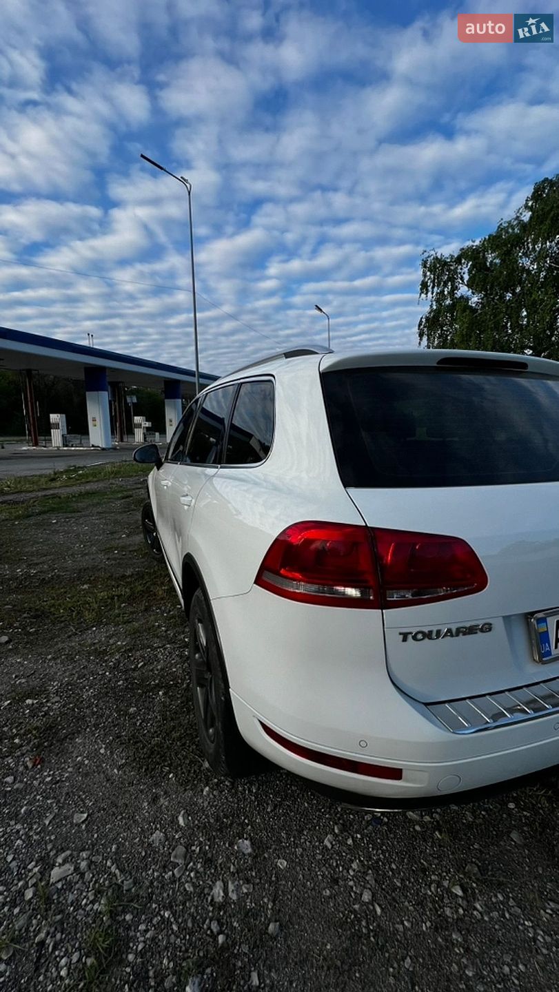 Volkswagen Touareg 2013 VIN WVGZZZ7PZDD035885 фото оголошення 10 з 11