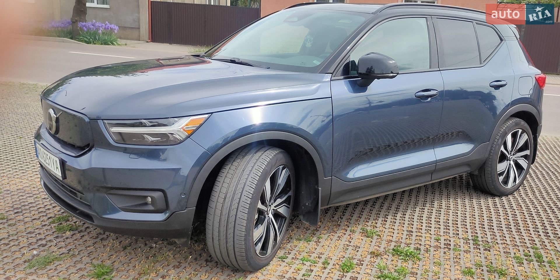 Volvo XC40 2021 VIN YV4ED3UR0N2653554 фото оголошення 9 з 42