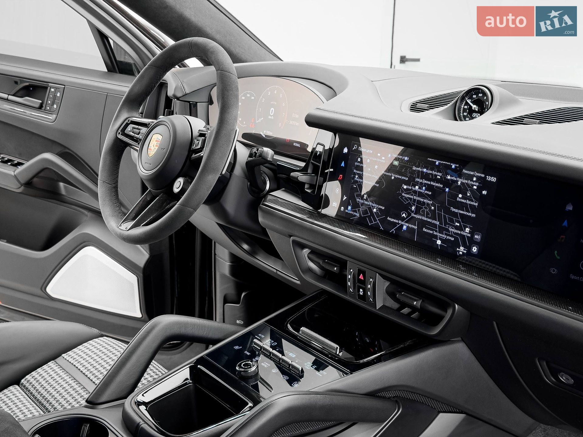 Porsche Cayenne Coupe 2024 VIN WP1ZZZ9YZSDA48046 фото оголошення 30 з 67
