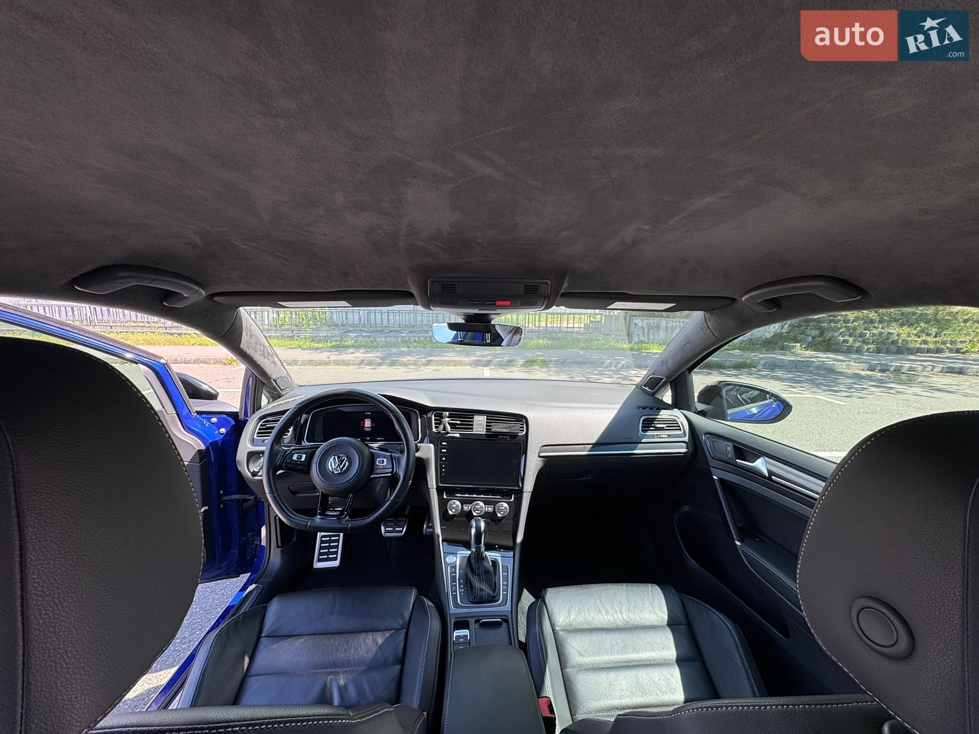 Volkswagen Golf R 2016 VIN WVWVF7AU8HW072930 фото оголошення 31 з 76
