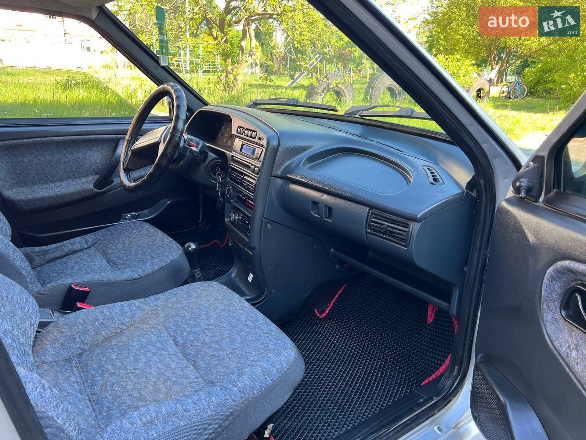 ВАЗ / Lada 2115 Samara 2009 VIN XTA211540A4826297 фото оголошення 32 з 42