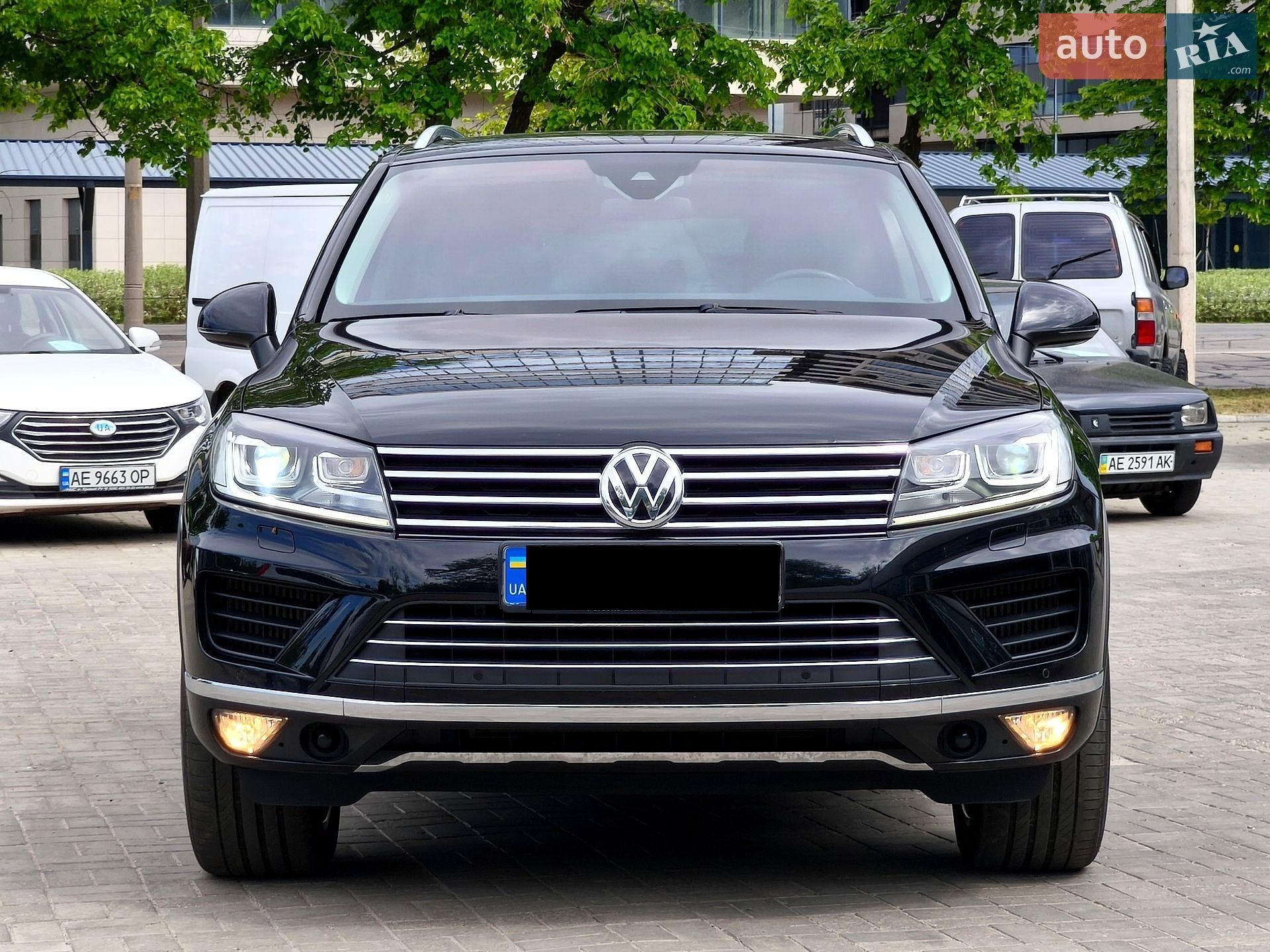 Volkswagen Touareg 2016 VIN WVGZZZ7PZHD015509 фото оголошення 3 з 42