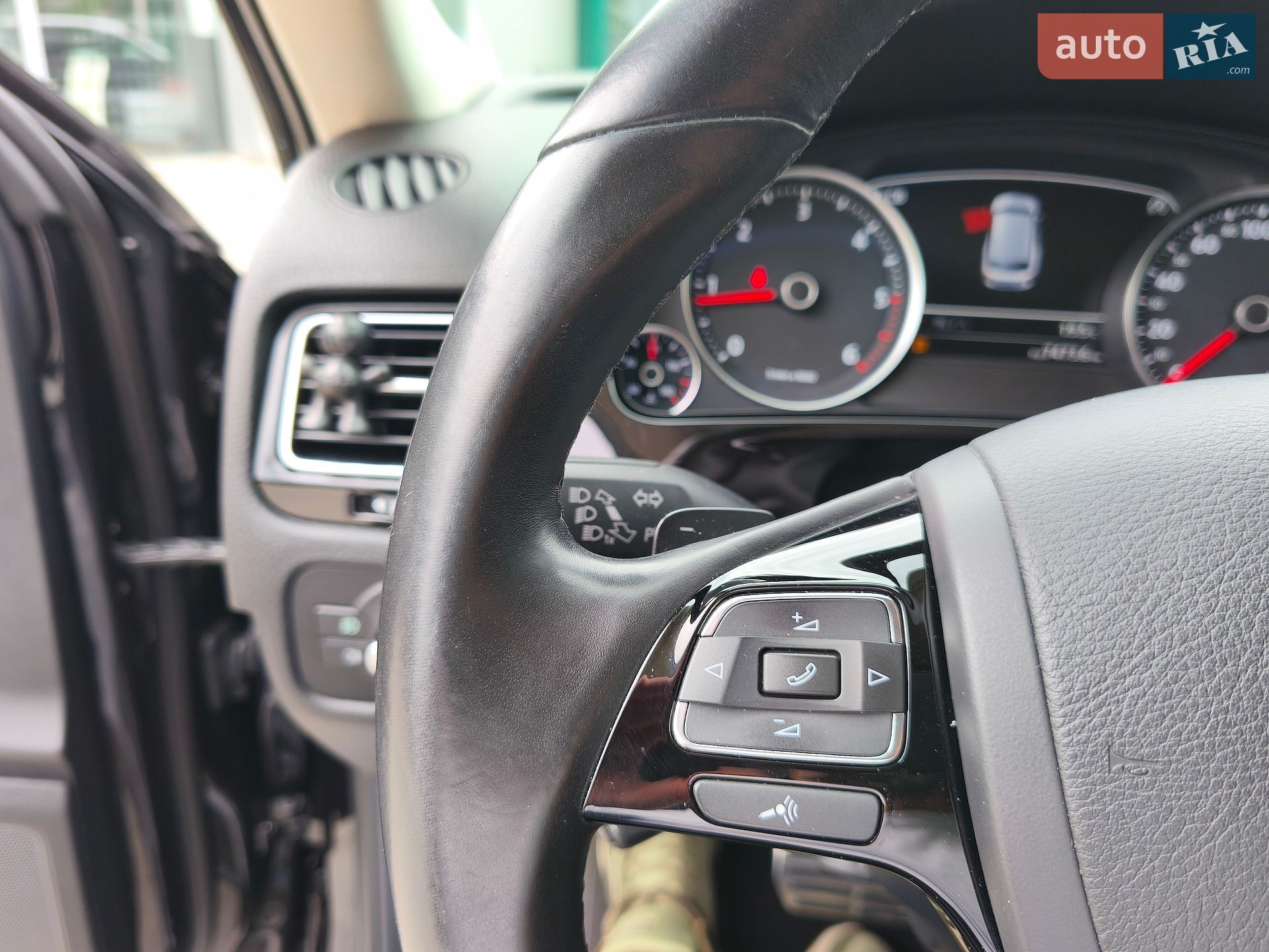 Volkswagen Touareg 2016 VIN WVGZZZ7PZHD015509 фото оголошення 22 з 42