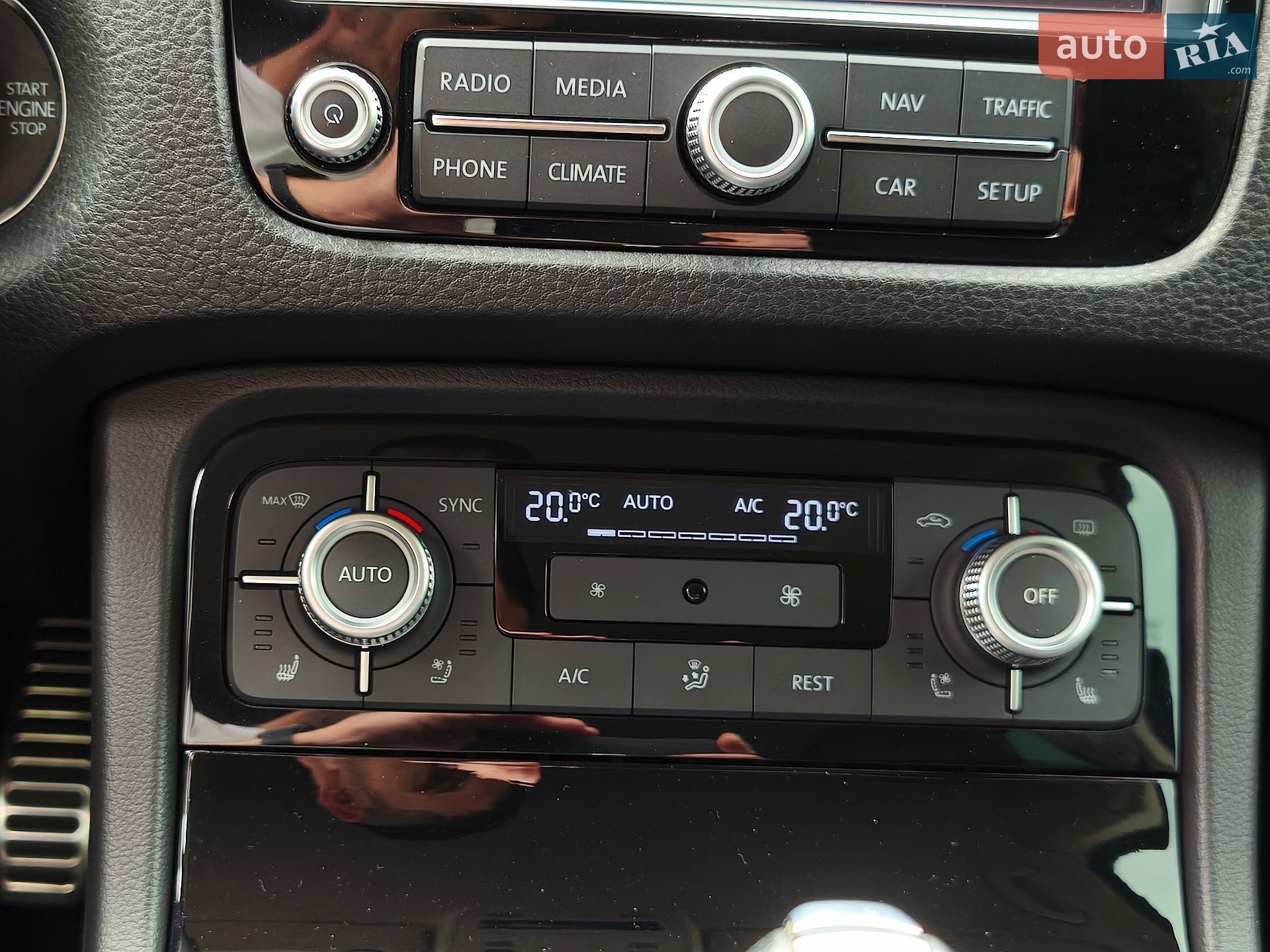 Volkswagen Touareg 2016 VIN WVGZZZ7PZHD015509 фото оголошення 25 з 42