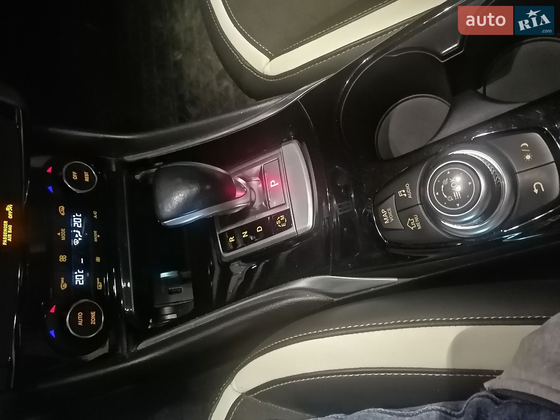 Infiniti Q30 2016 VIN SJKDBNH15U1002582 фото оголошення 21 з 26