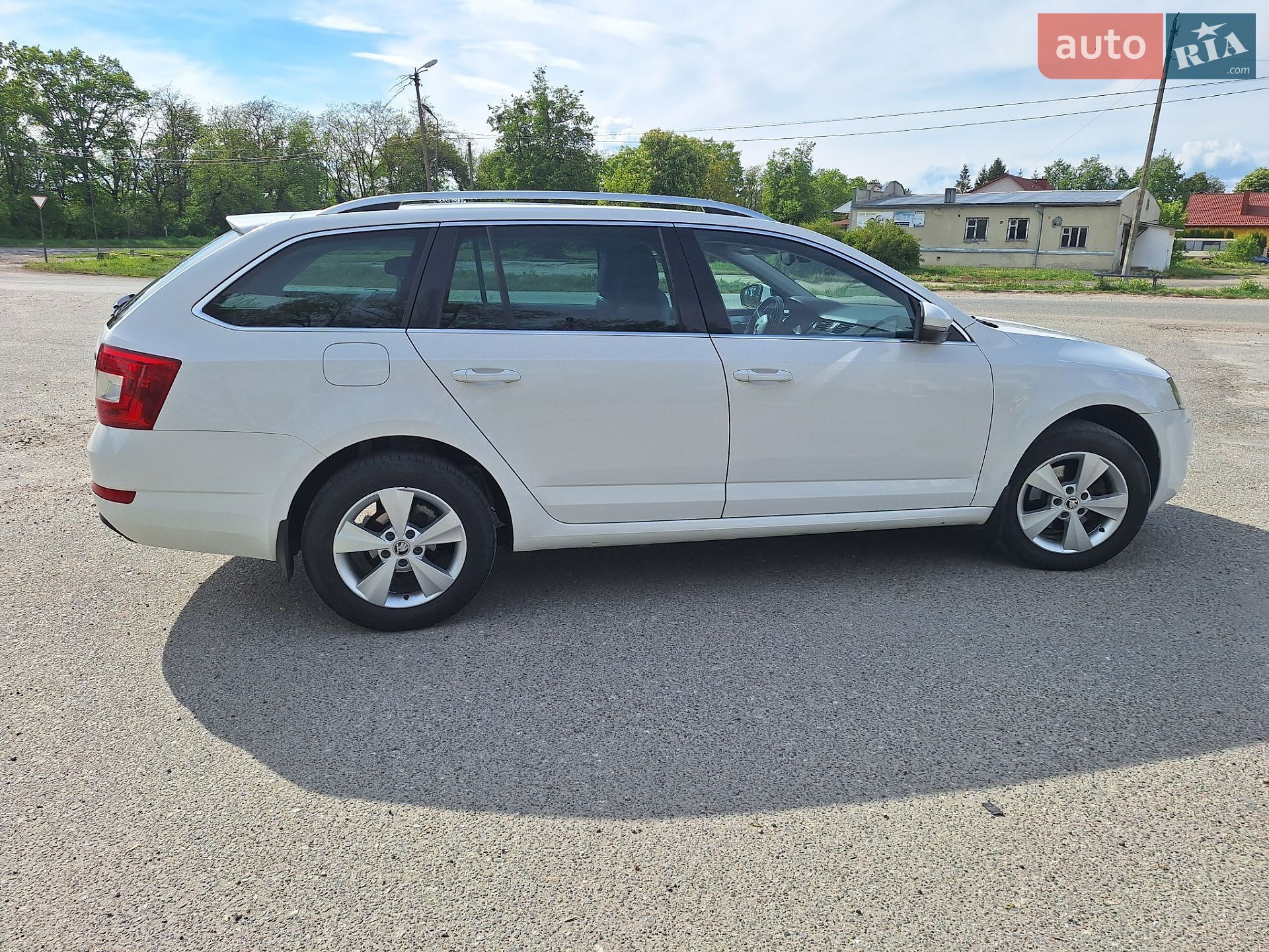 Skoda Octavia 2016 VIN TMBJJ9NE7G0269097 фото оголошення 37 з 49