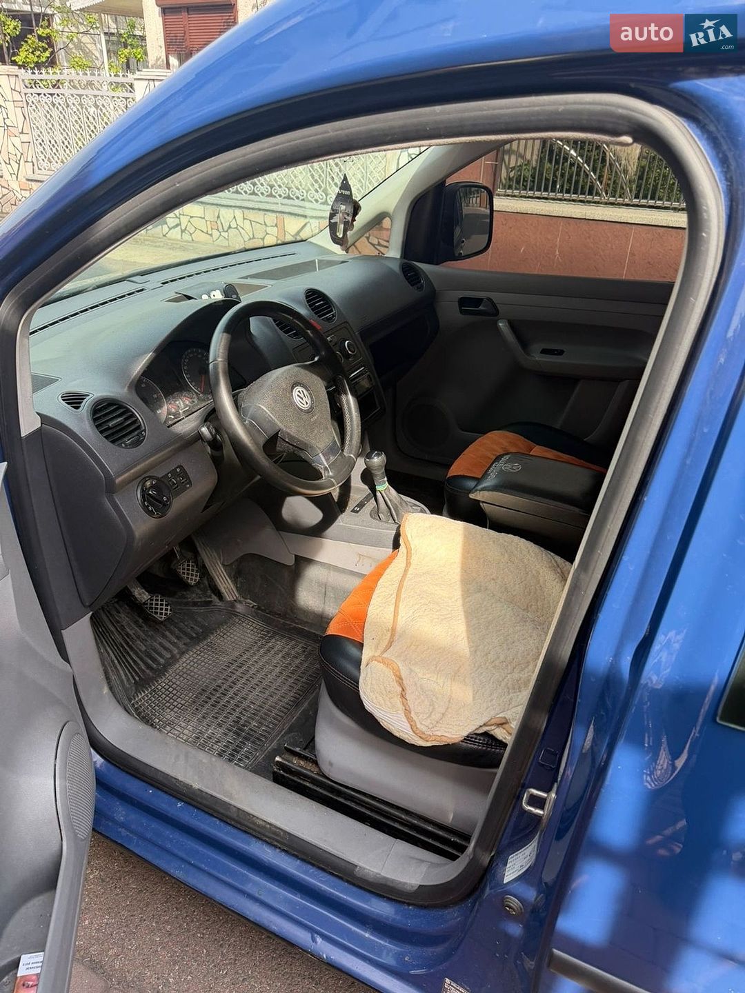 Volkswagen Caddy 2010 VIN WV1ZZZ2KZAX077629 фото оголошення 4 з 9
