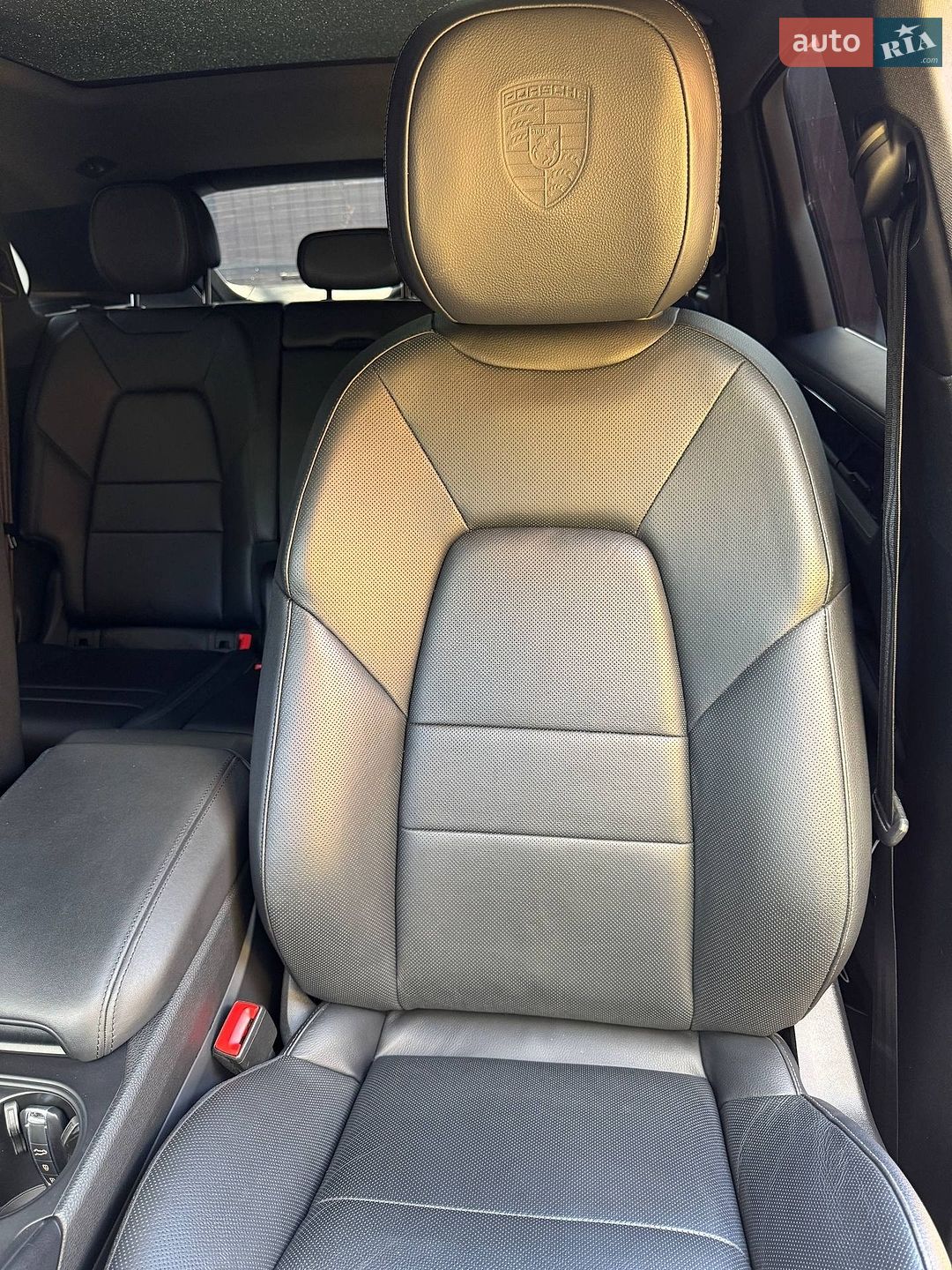 Porsche Cayenne 2023 VIN WP1ZZZ9YZRDA01873 фото оголошення 29 з 87
