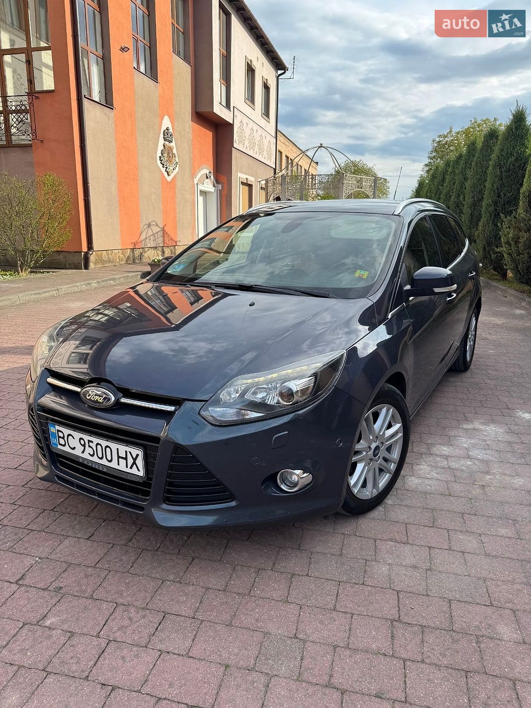 Ford Focus 2013 VIN WF0LXXGCBLDC70816 фото оголошення 11 з 55