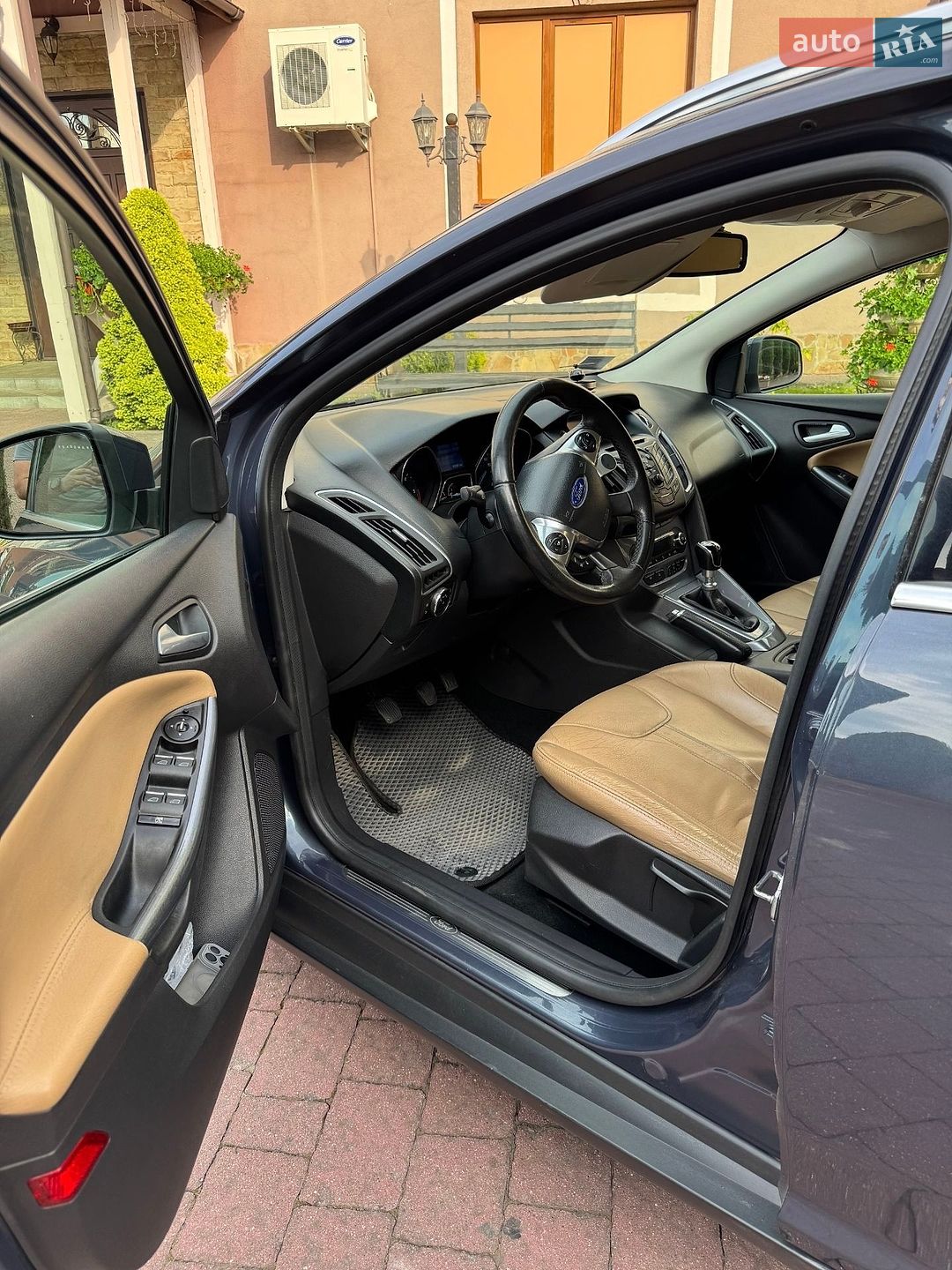 Ford Focus 2013 VIN WF0LXXGCBLDC70816 фото оголошення 20 з 55