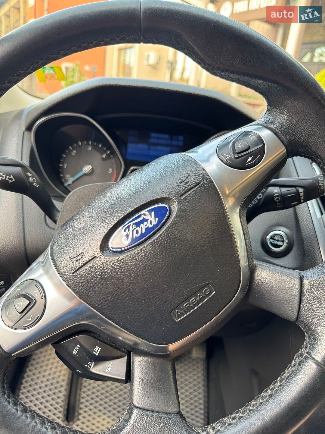 Ford Focus 2013 VIN WF0LXXGCBLDC70816 фото оголошення 46 з 55