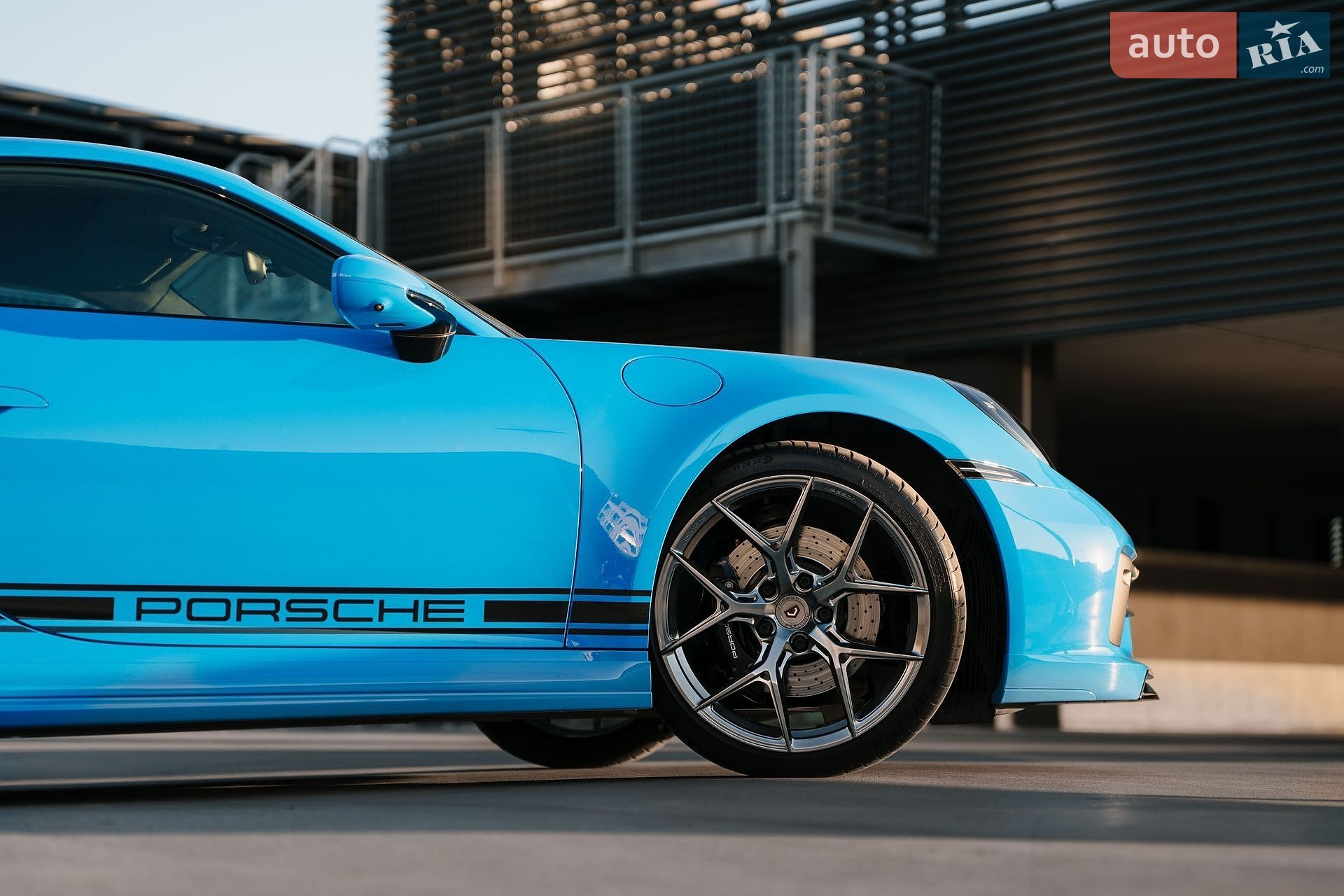 Porsche 911 2021 VIN WP0ZZZ99ZNS210228 фото оголошення 13 з 18
