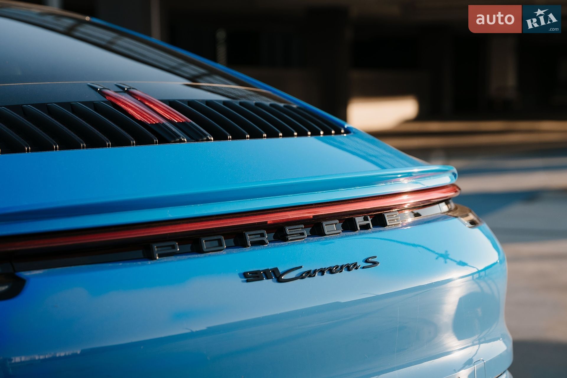 Porsche 911 2021 VIN WP0ZZZ99ZNS210228 фото оголошення 7 з 18