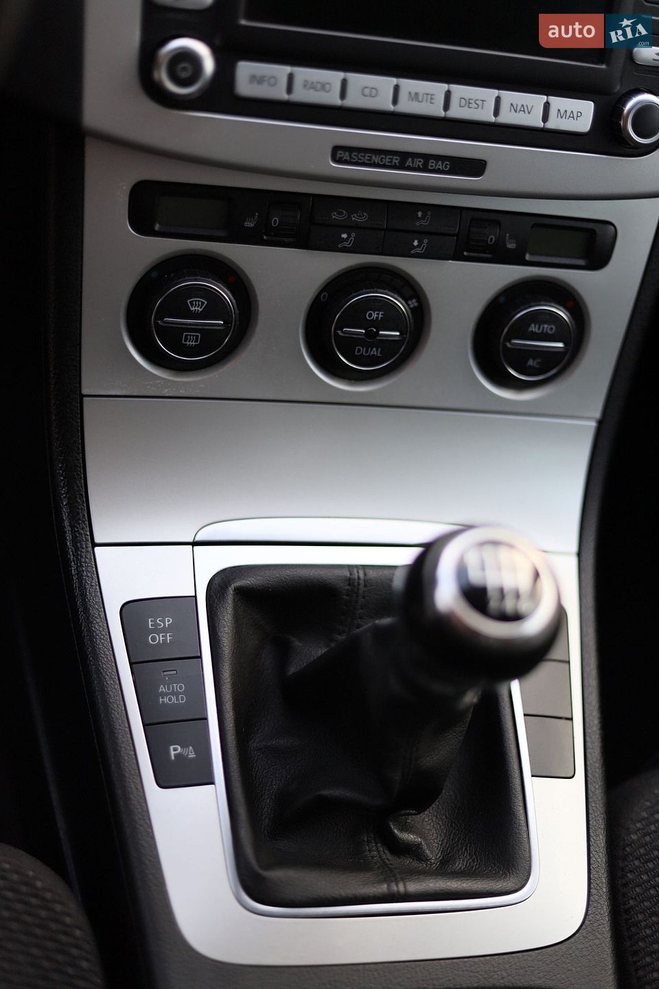 Volkswagen Passat 2009 VIN WVWZZZ3CZAE004413 фото оголошення 13 з 21
