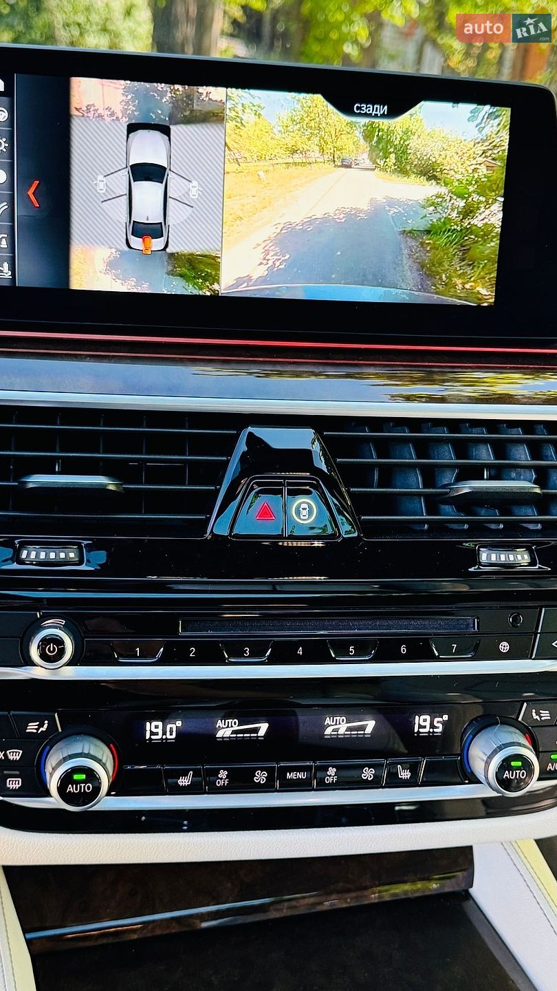 BMW 5 Series 2018 VIN WBAJA7C56JWC74853 фото оголошення 13 з 72