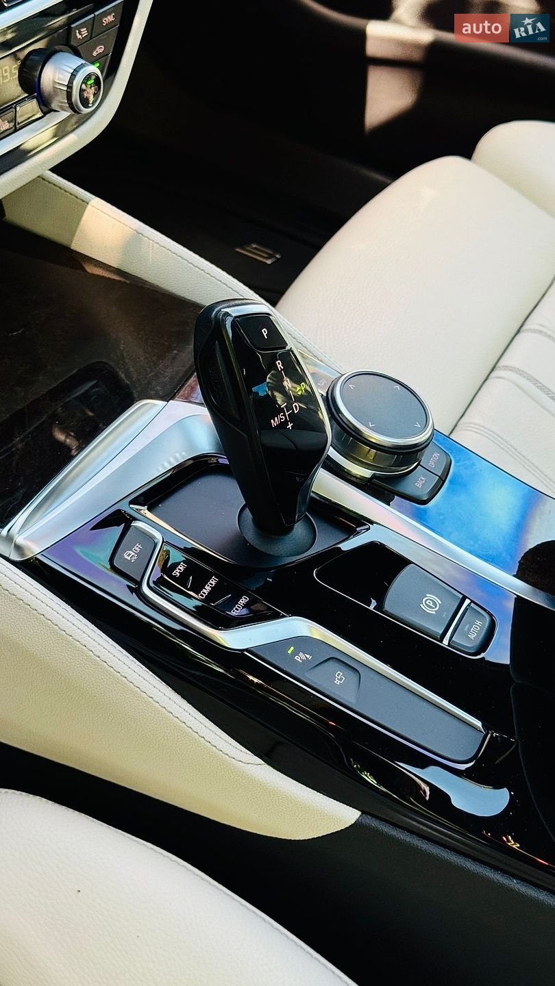 BMW 5 Series 2018 VIN WBAJA7C56JWC74853 фото оголошення 48 з 72