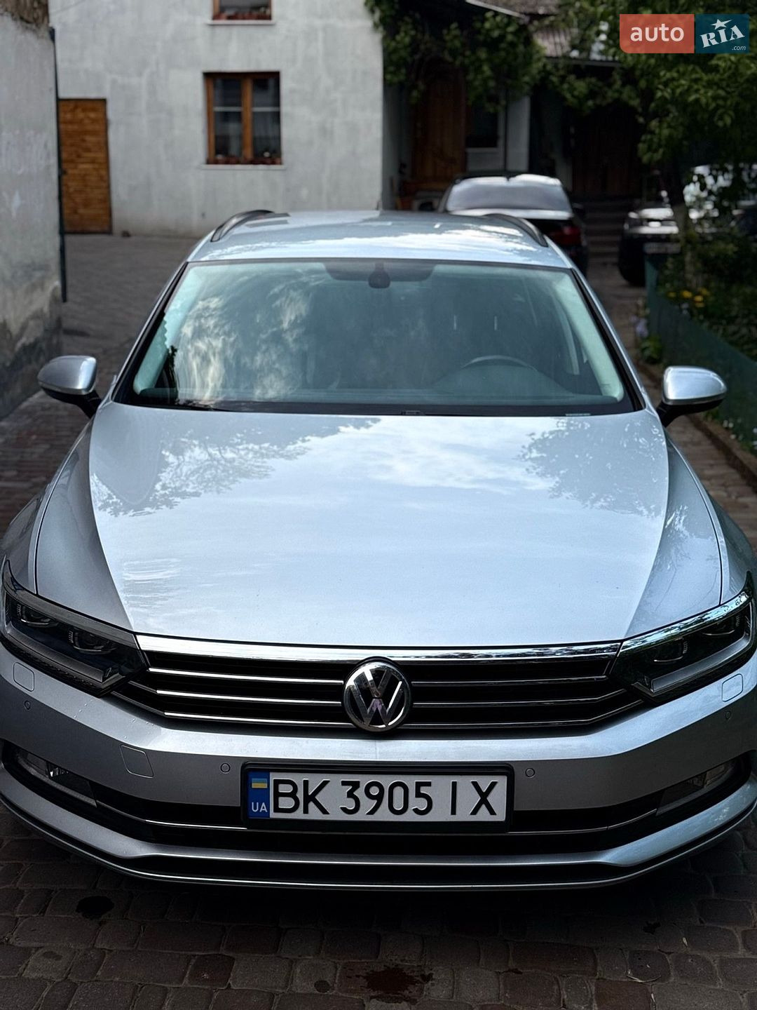Volkswagen Passat 2019 VIN WVWZZZ3CZKE125721 фото оголошення 9 з 27