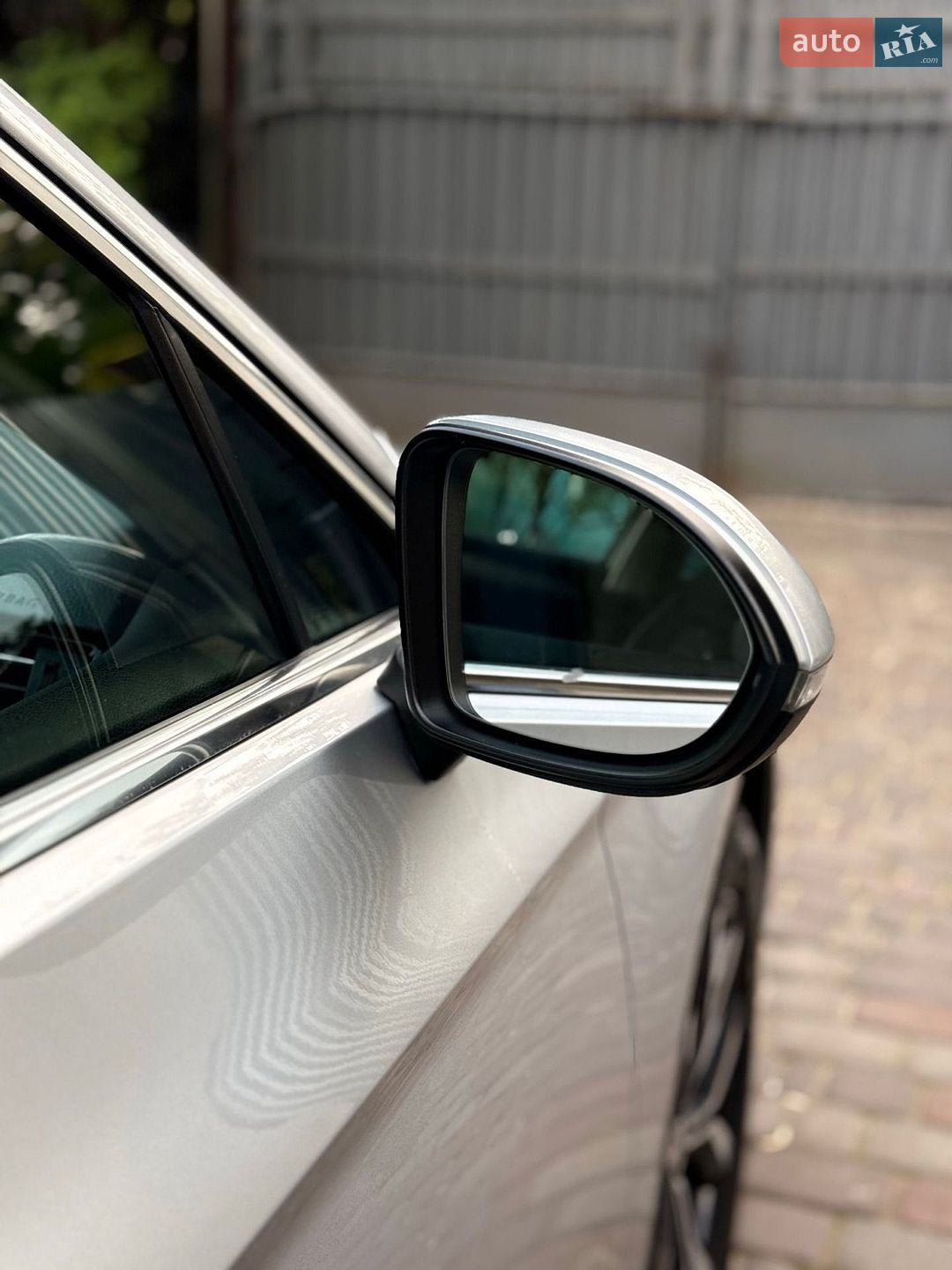 Volkswagen Passat 2019 VIN WVWZZZ3CZKE125721 фото оголошення 16 з 27