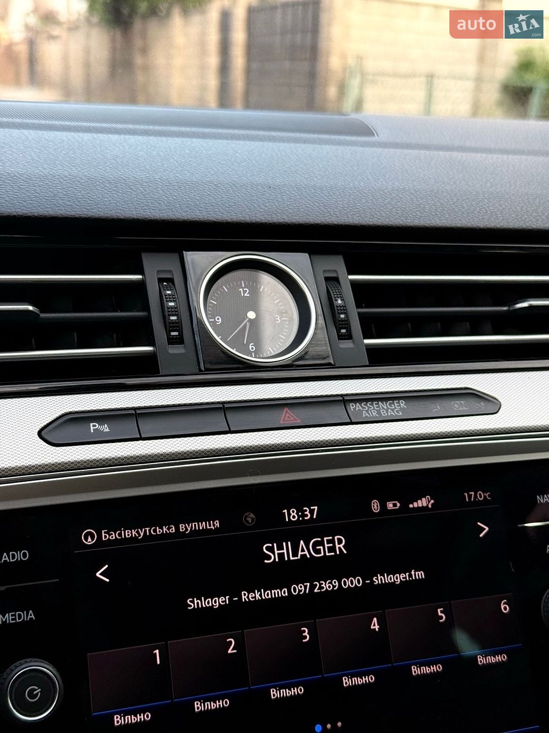 Volkswagen Passat 2019 VIN WVWZZZ3CZKE125721 фото оголошення 24 з 27