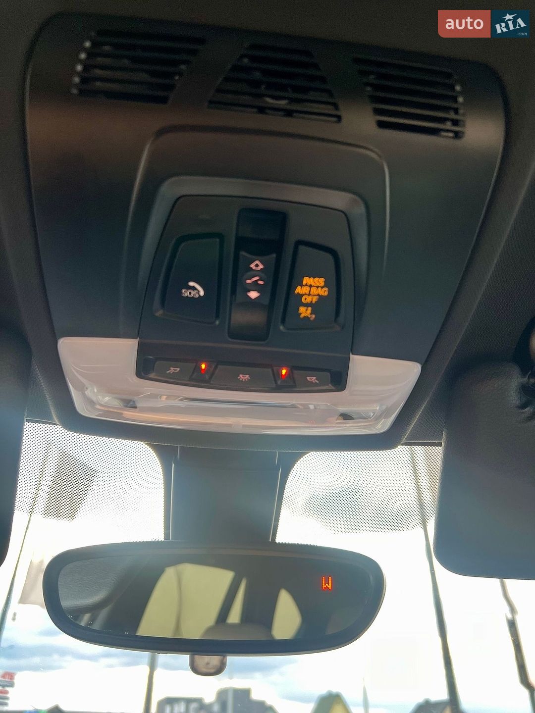 BMW X1 2018 VIN WBXHT3C3XJ3F04000 фото оголошення 32 з 34