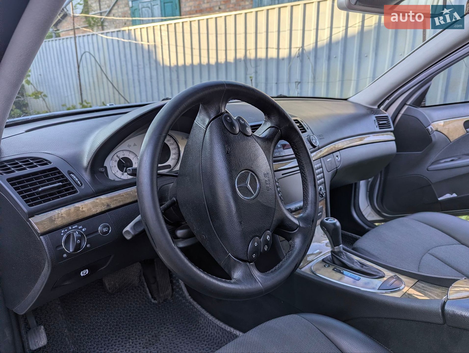 Mercedes-Benz E-Class 2006 VIN WDB2110081B108707 фото оголошення 16 з 29