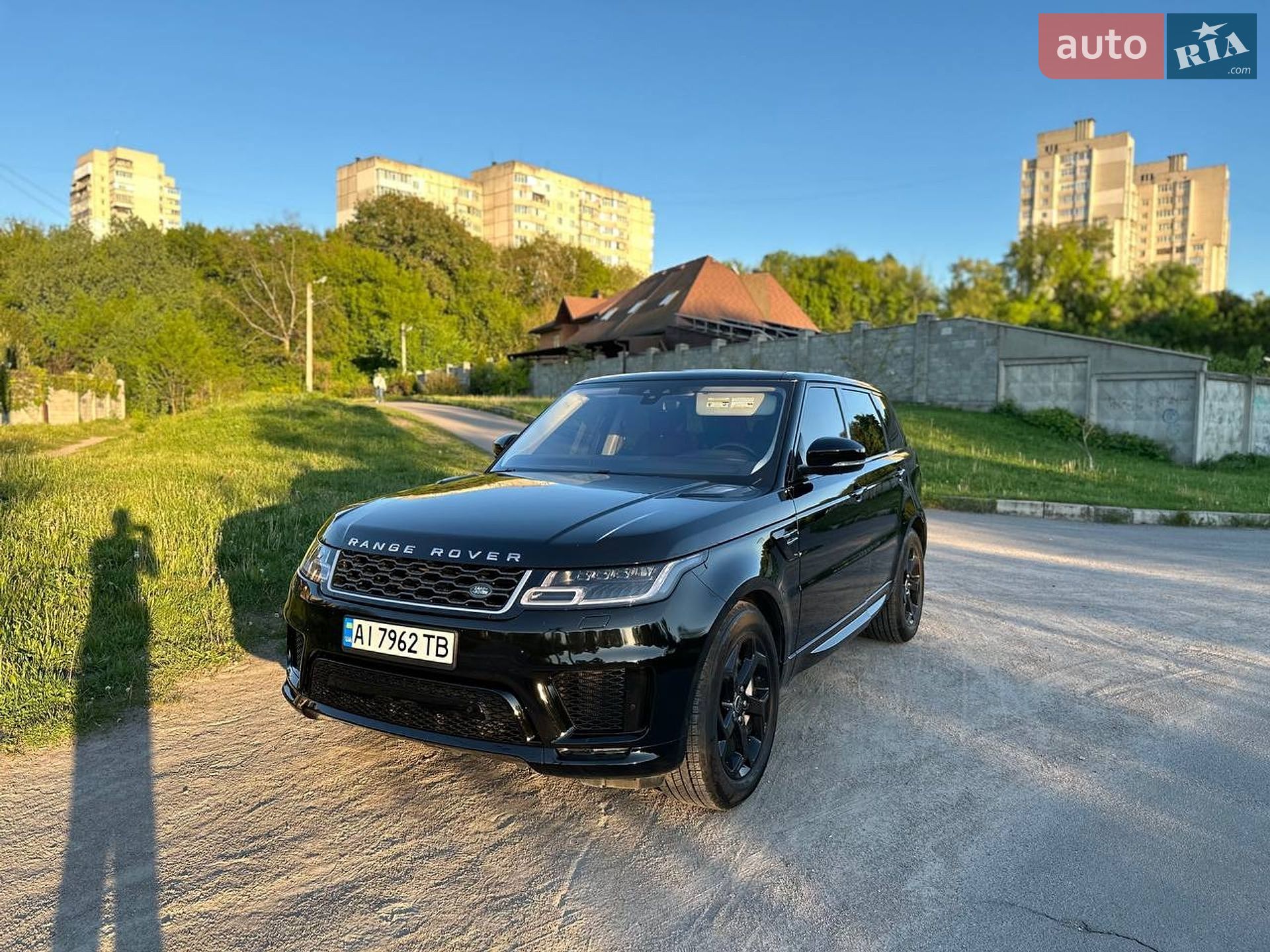 Land Rover Range Rover Sport 2019 VIN SALWR2SU1LA883030 фото оголошення 17 з 17