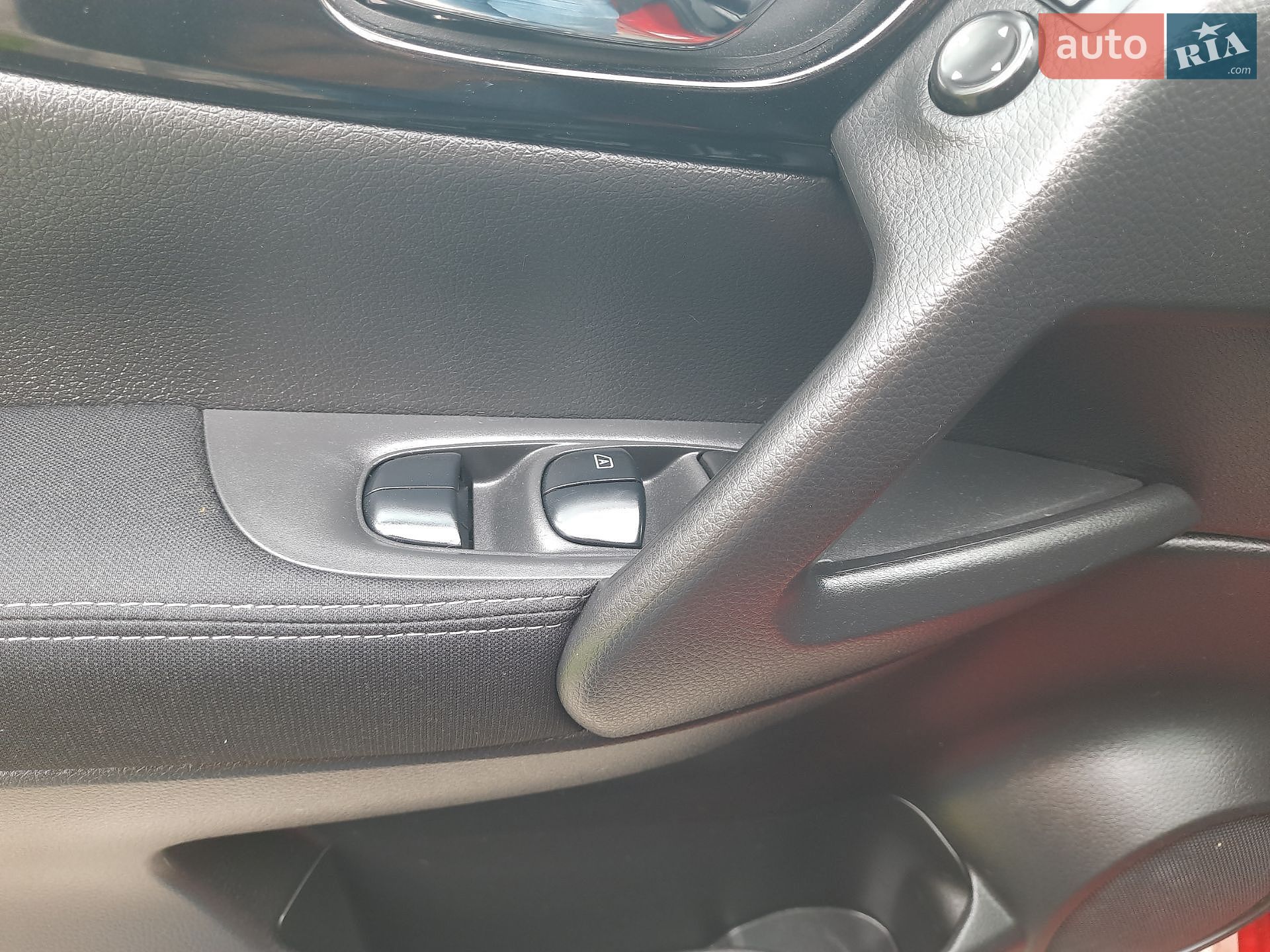 Nissan Qashqai 2014 VIN SJNFAAJ11U1164201 фото оголошення 16 з 26