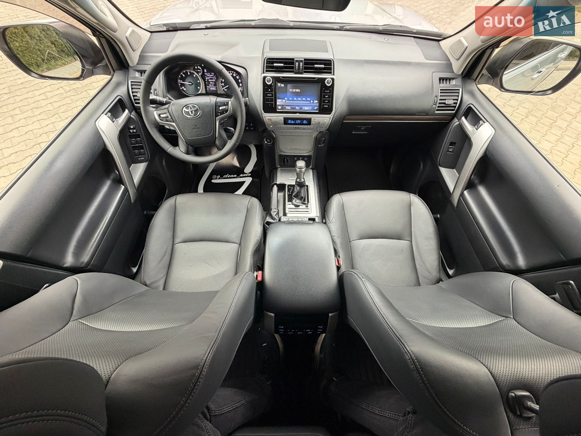 Toyota Land Cruiser Prado 2018 VIN JTEBR3FJ30K096304 фото оголошення 20 з 37