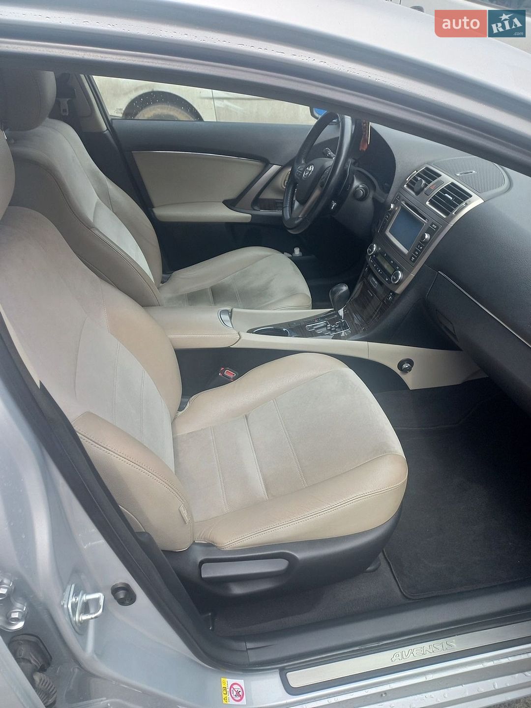 Toyota Avensis 2014 VIN SB1BB76LX0E041630 фото оголошення 15 з 17