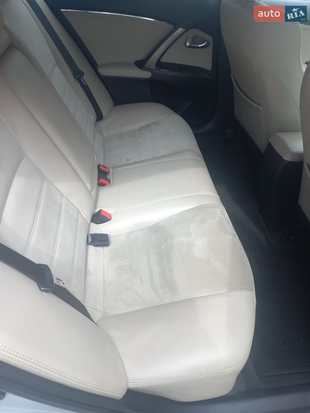 Toyota Avensis 2014 VIN SB1BB76LX0E041630 фото оголошення 16 з 17